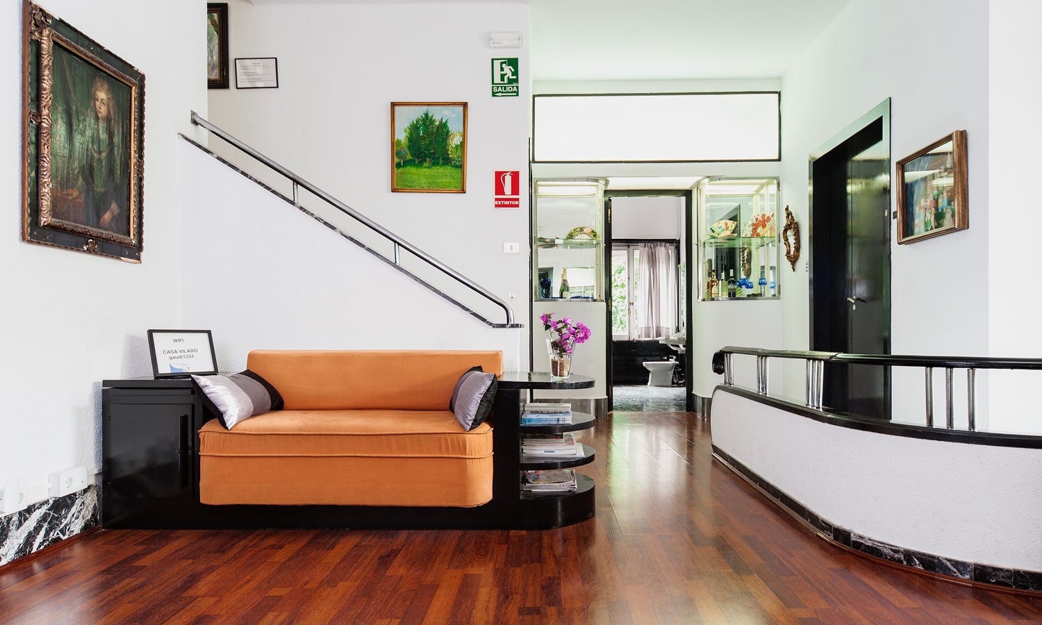 Un dels salons de la Casa Vilaró dissenyada per l'arquitecte Sixte Illescas / Casa Vilaró