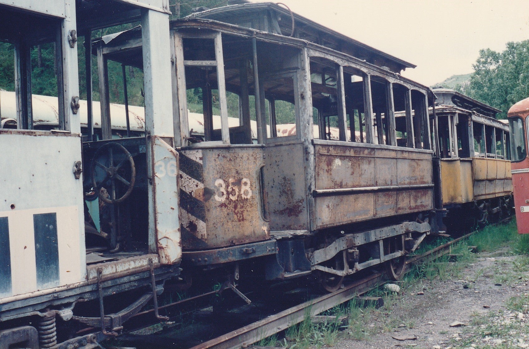 El tramvia 358 fotografiat l'any 1992 al Museu del Transport de Castellar de N'Hug / Ferran Armengol