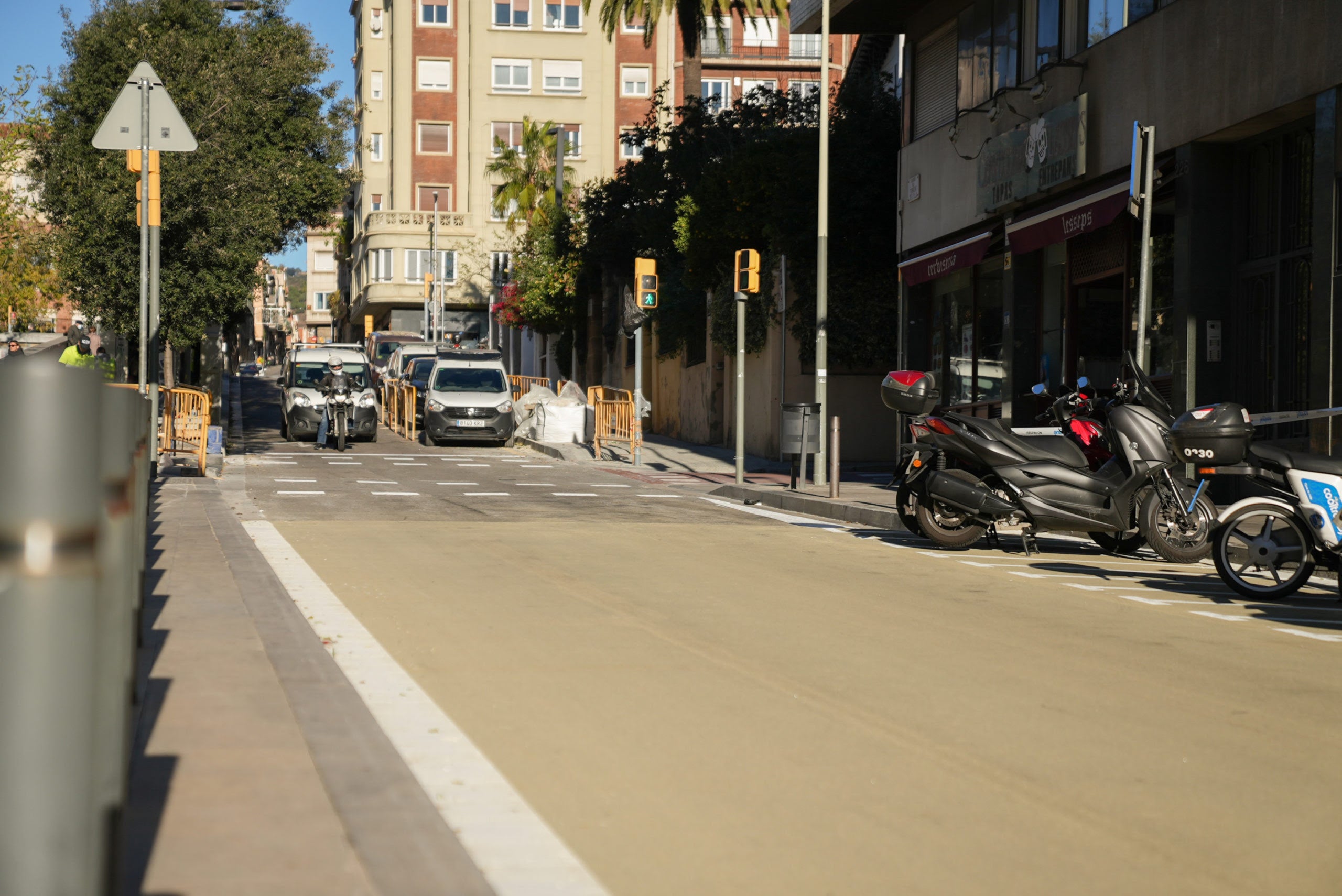 El carrer Torrent de l'Olla, en l'últim canvi de paviment / ACN