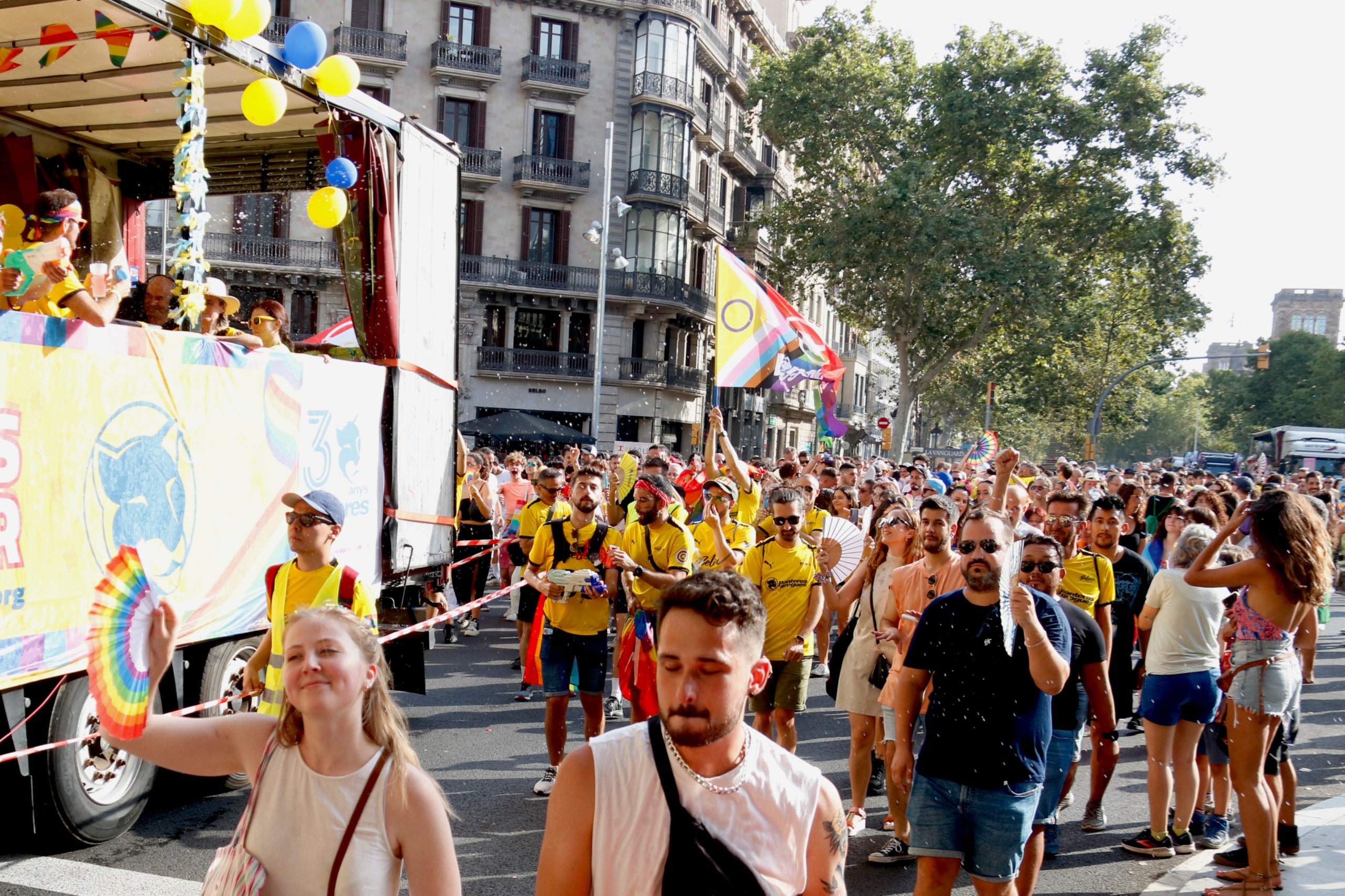Varios participantes a la marcha del Pride en Barcelona / ACN