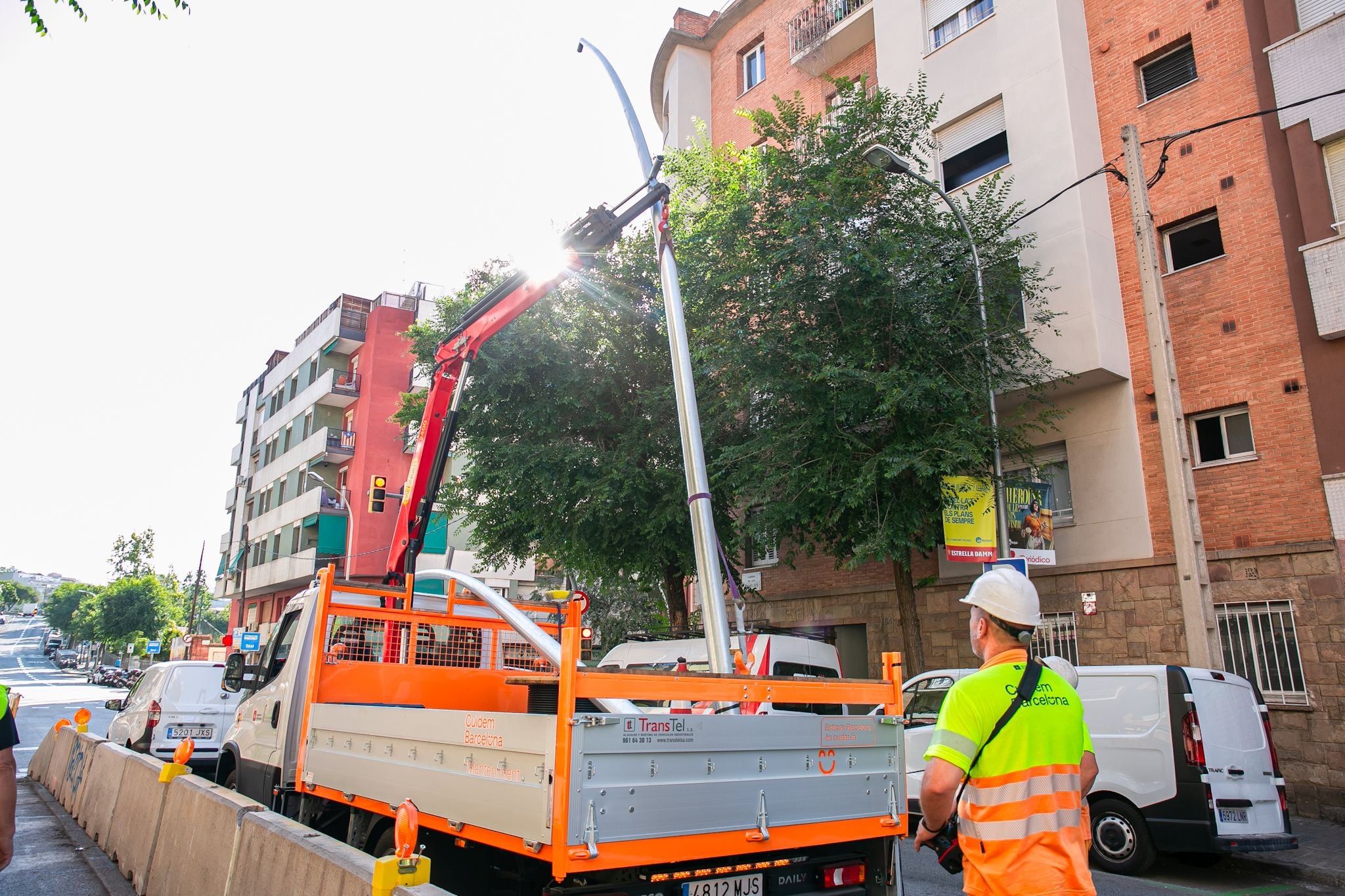 Imatge dels canvis en l'enllumenat al carrer de les Camèlies / Ajuntament de Barcelona