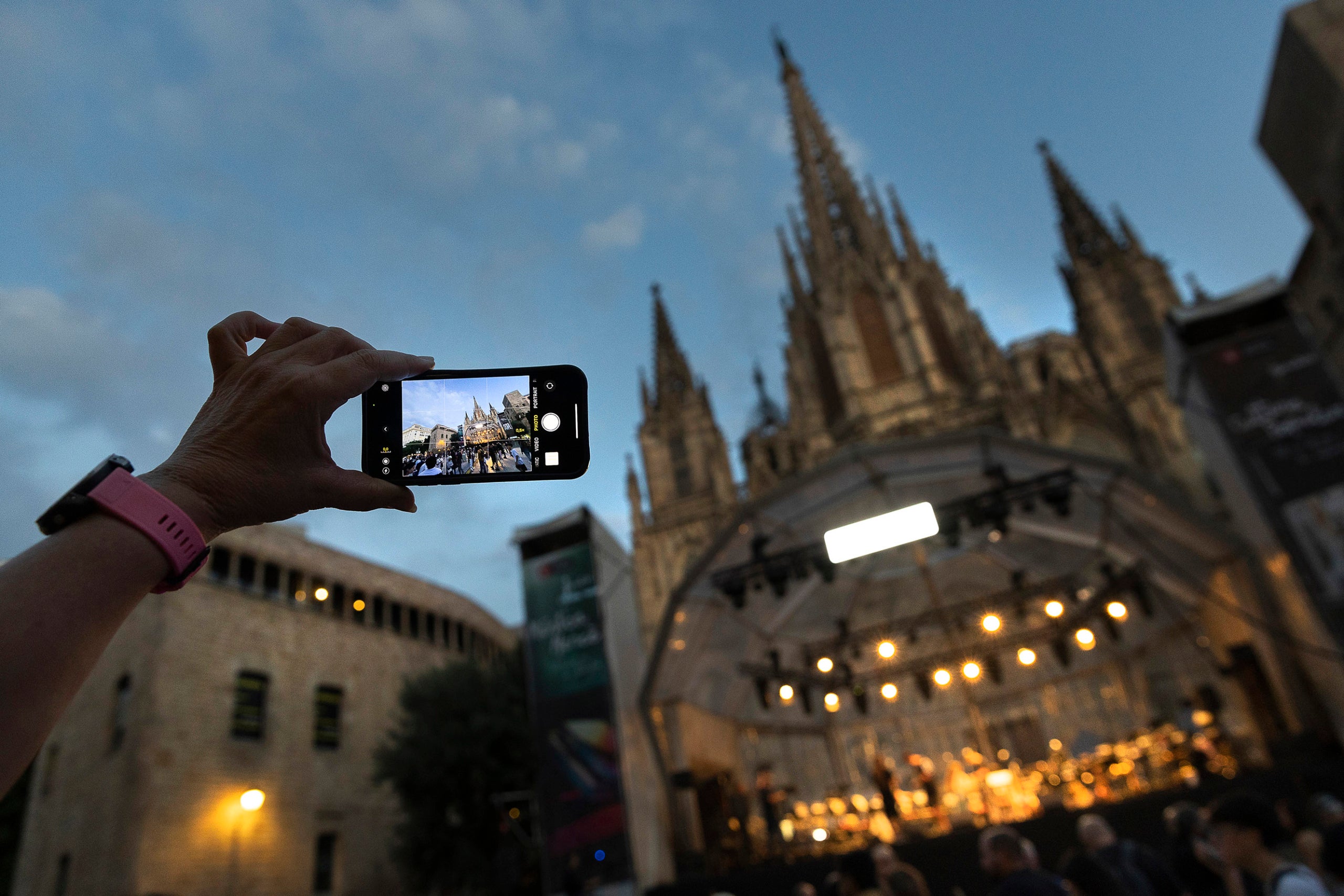 Concerts a la plaça de la catedral / Jordi Play