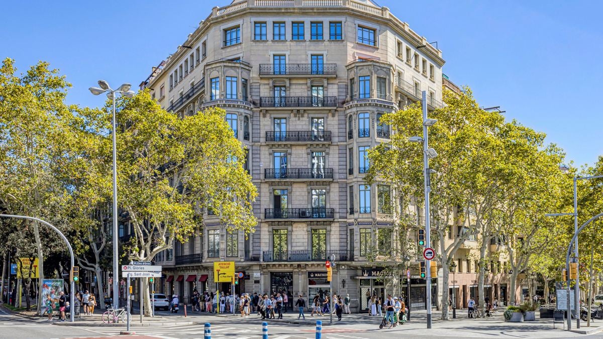 Edifici del passeig de Gràcia, 110, que ha estat comprat per Alting / Alting