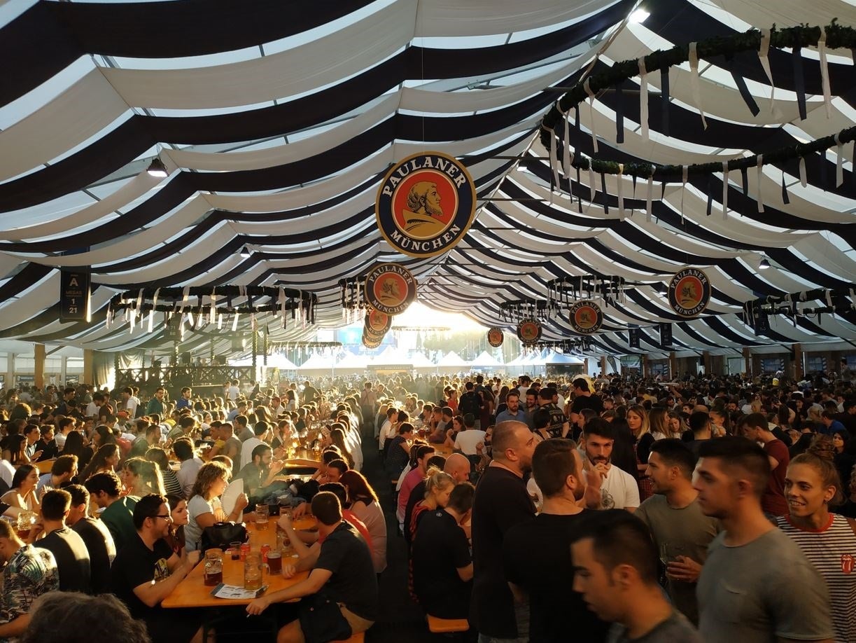 Imatge d'arxiu de la carpa on se celebra l'Oktoberfest a Barcelona / Europa Press