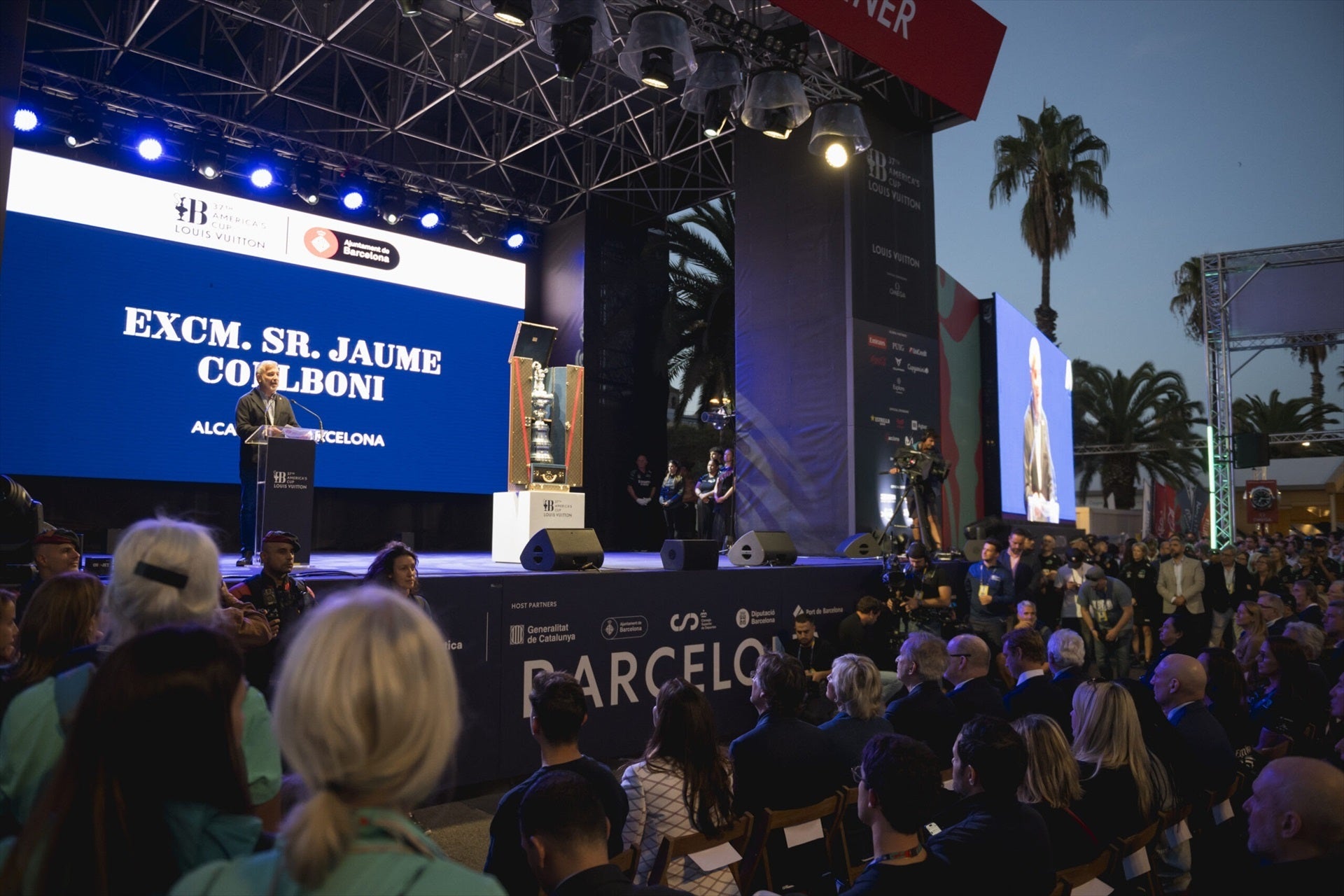 L'alcalde de Barcelona, Jaume Collboni, durant l'entrega de premis de la Copa Amèrica / Ajuntament de Barcelona