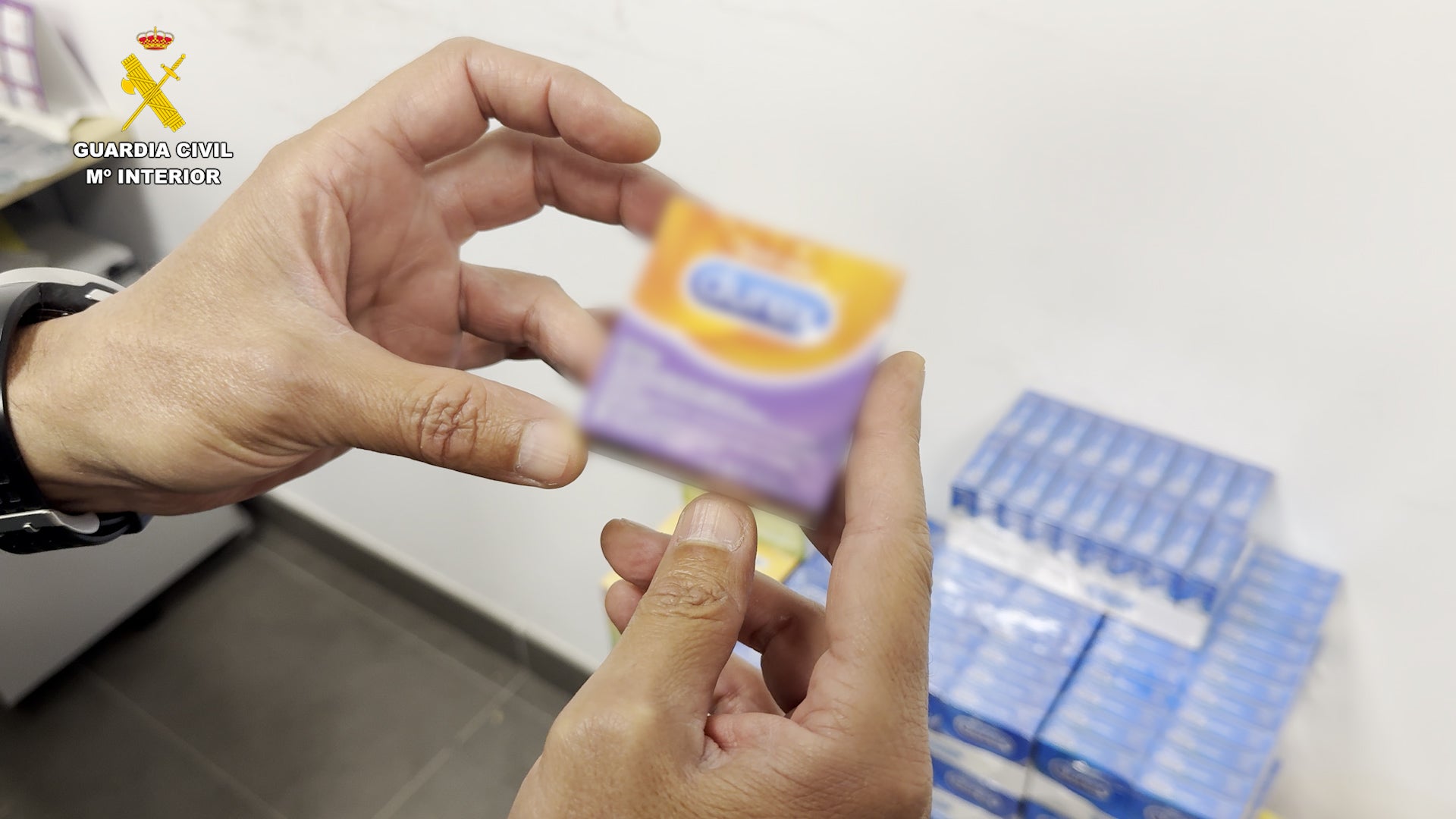 Els preservatius decomissats per la Guàrdia Civil/GCPremsa