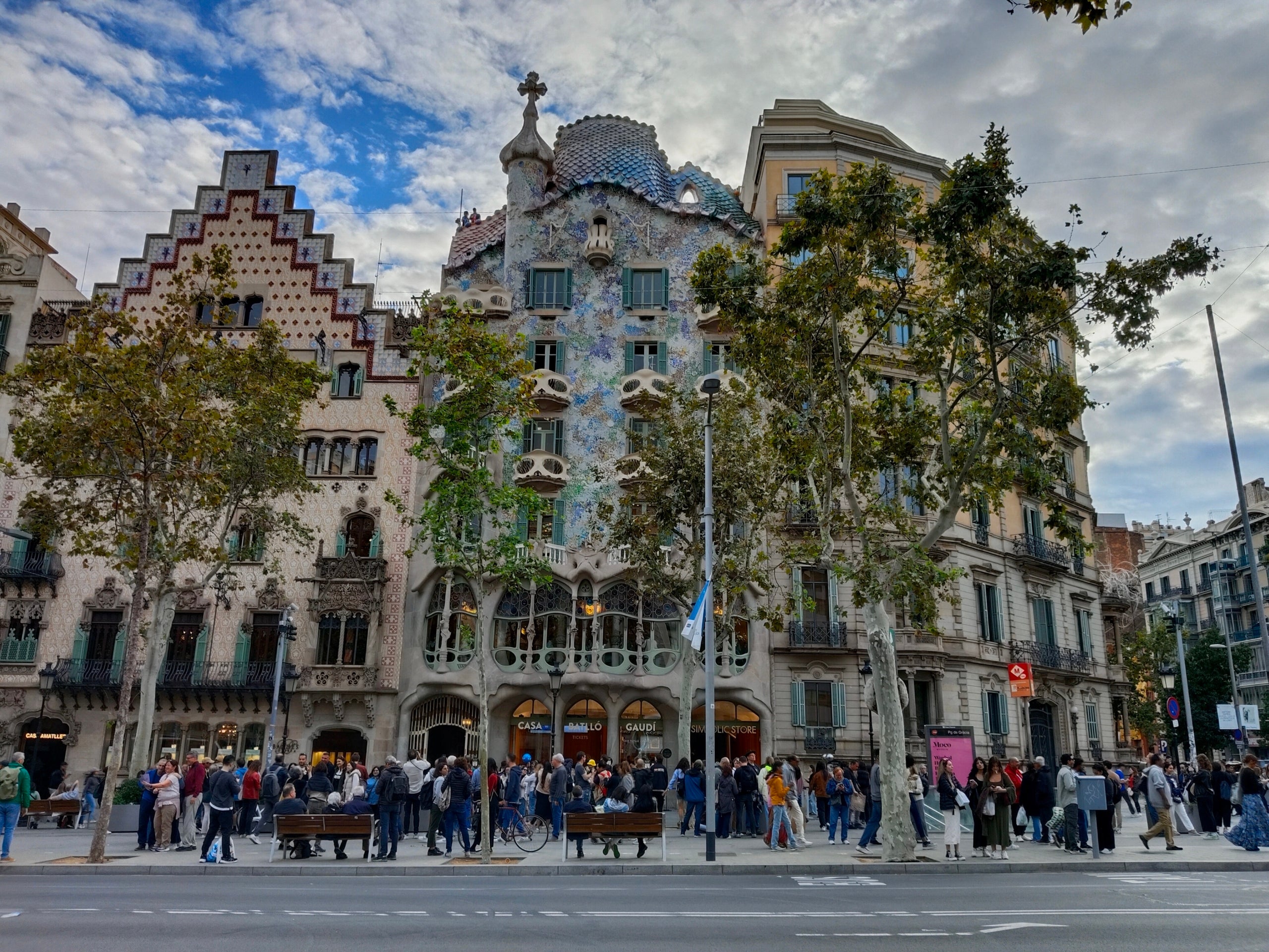 El tram massificat del passeig de Gràcia | Gabriel G. Garrido