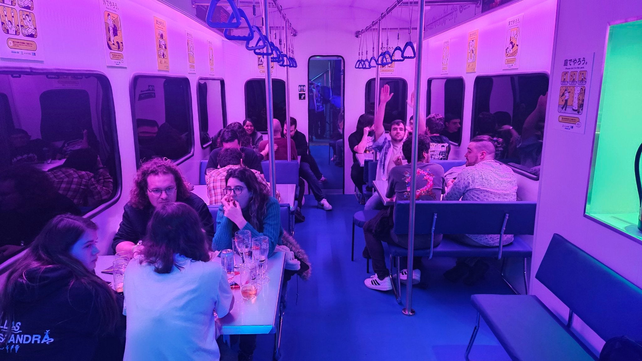 Recreació d'un vagó de metro japonès a l'Akihabar BCN / Akihabar