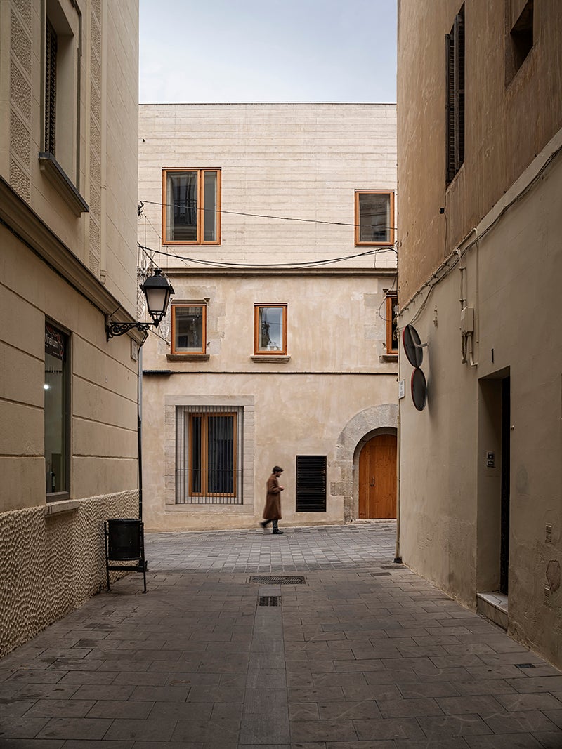 La Casa 1736 ubicada al cor de Sarrià / H Arquitectes