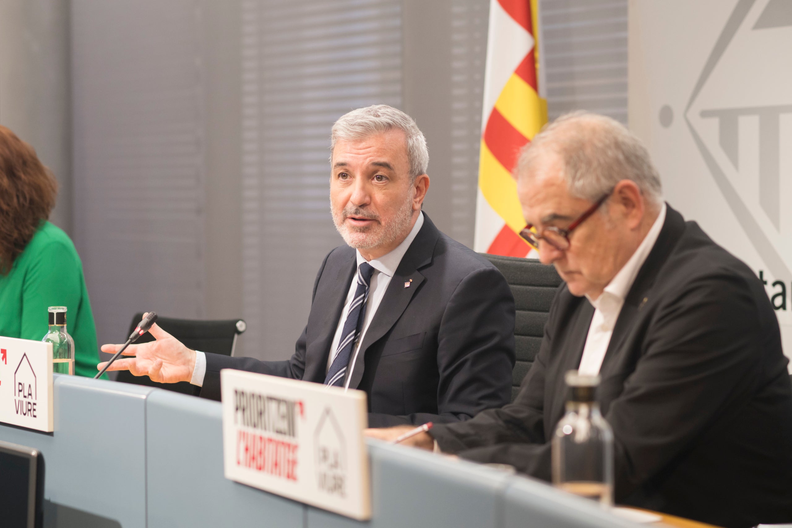 L'alcalde Jaume Collboni i el tinent d'economia Jordi Valls en roda de premsa | Ajuntament 