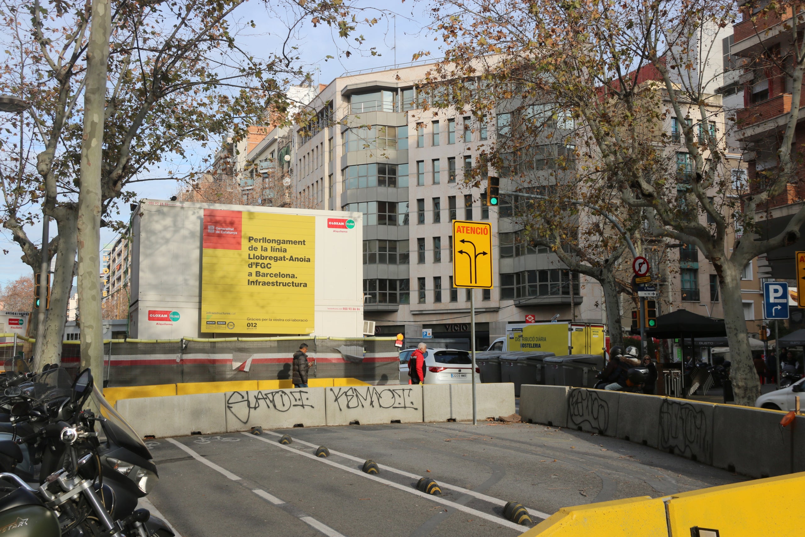 Obres al carrer del Comte d'Urgell, que han arrencat aquest dilluns, 20 de gener ACN/ Maria Asmarat