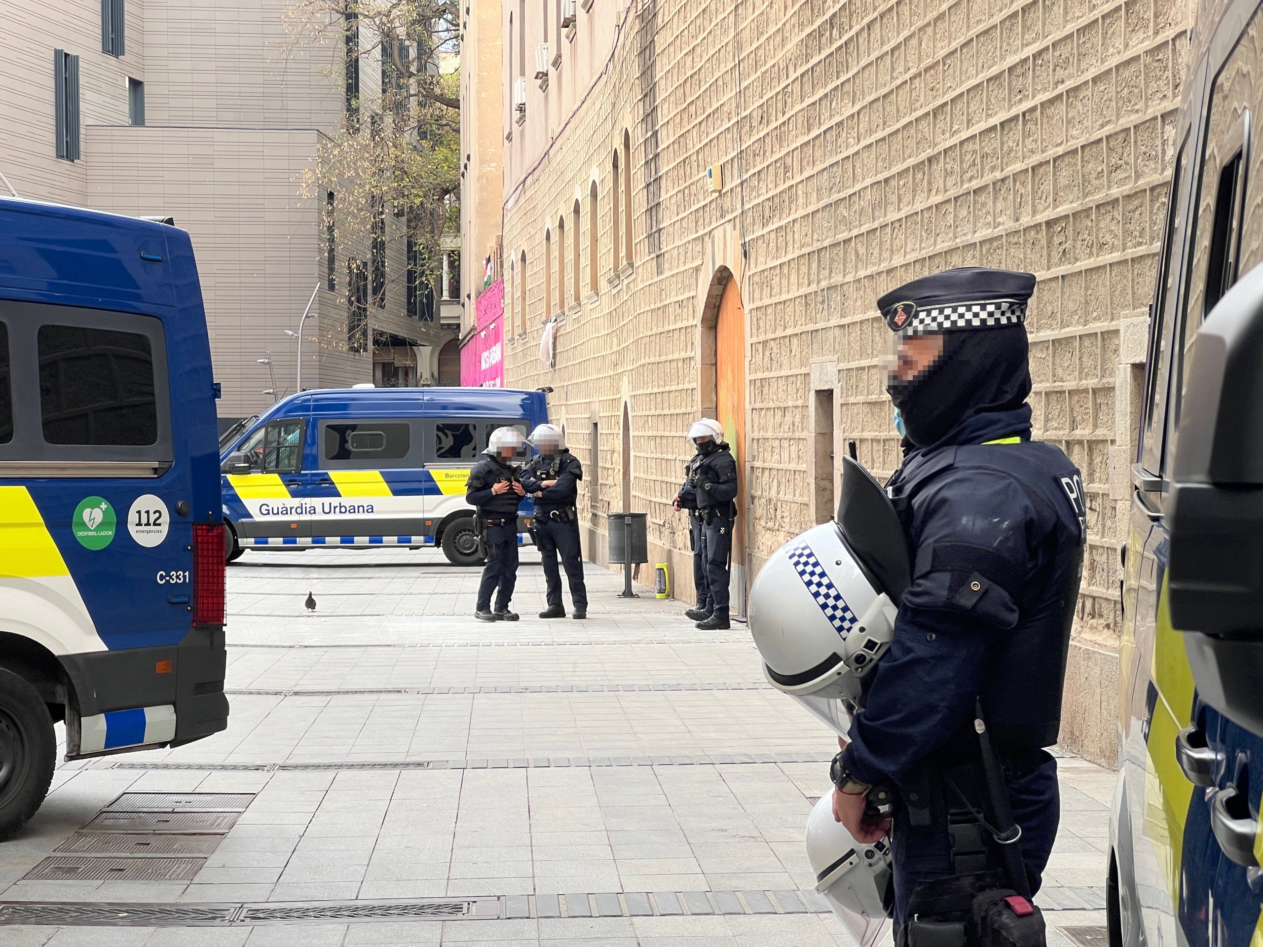 Membres de la UREP en un dispositiu policial a La Tancada | Laura Fíguls (ACN)