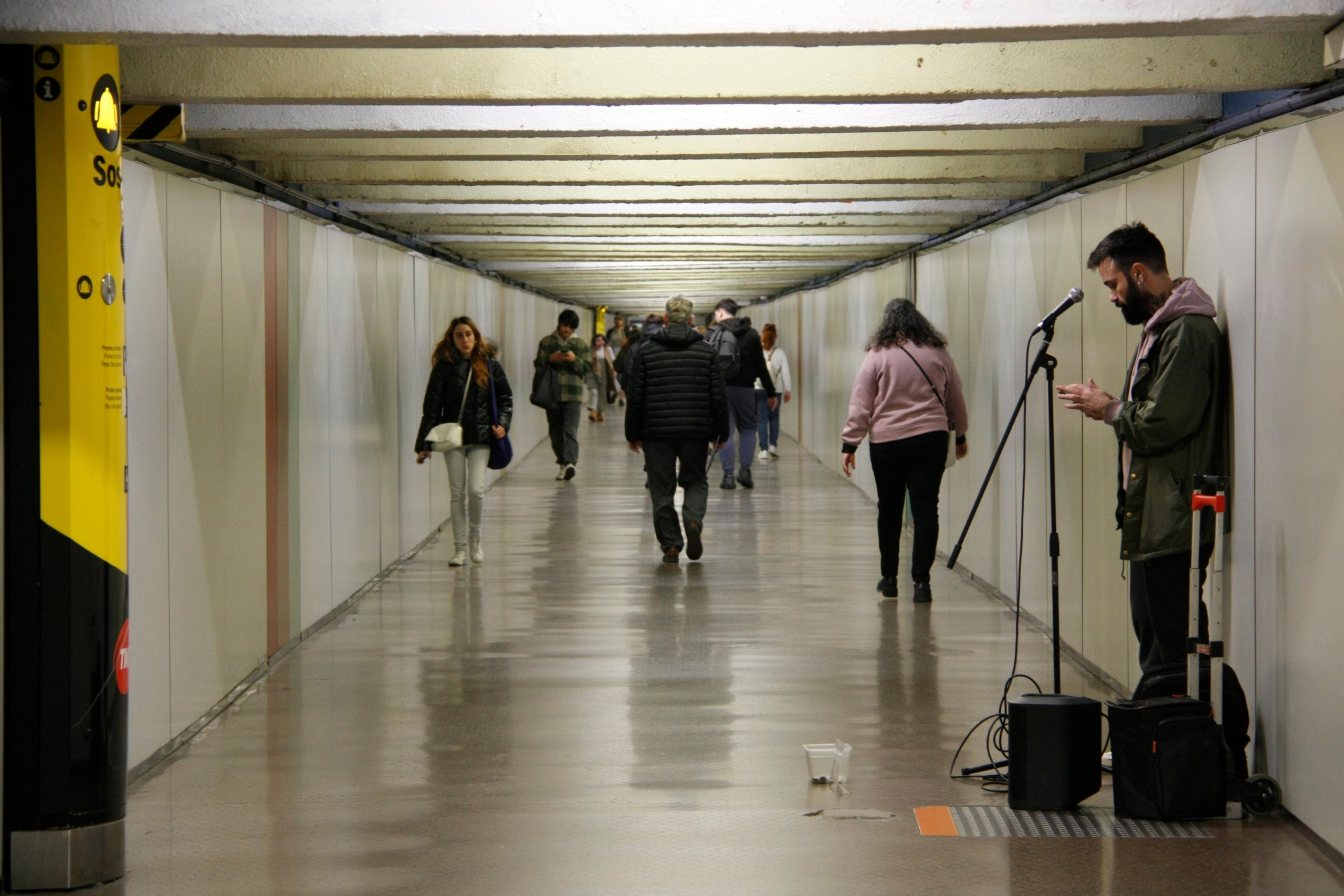 El transbordament del passeig de Gràcia és el més llarg del metro amb 237 metres / ACN