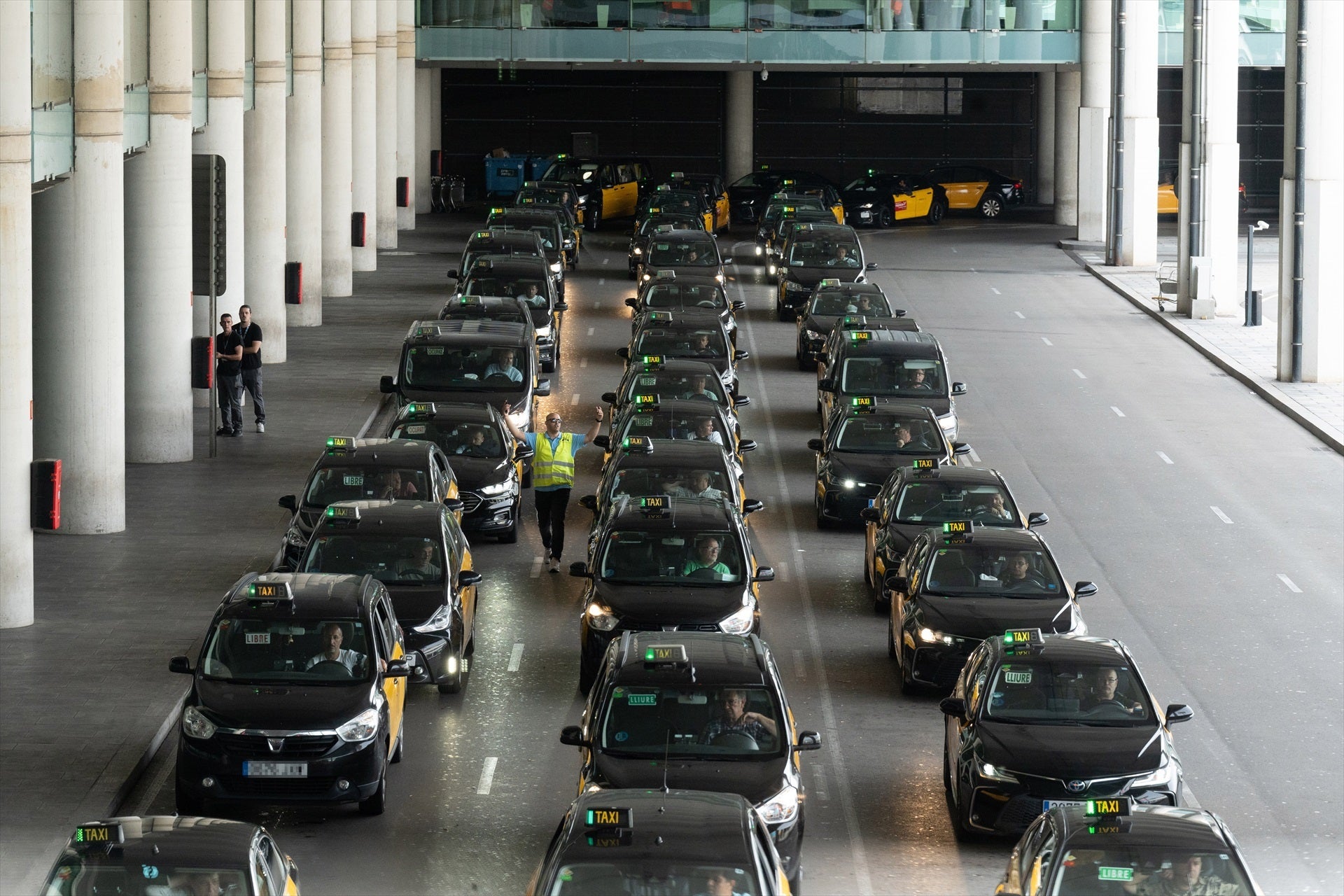 Imatge d'arxiu d'una protesta de taxistes a l'Aeroport del Prat / Europa Press
