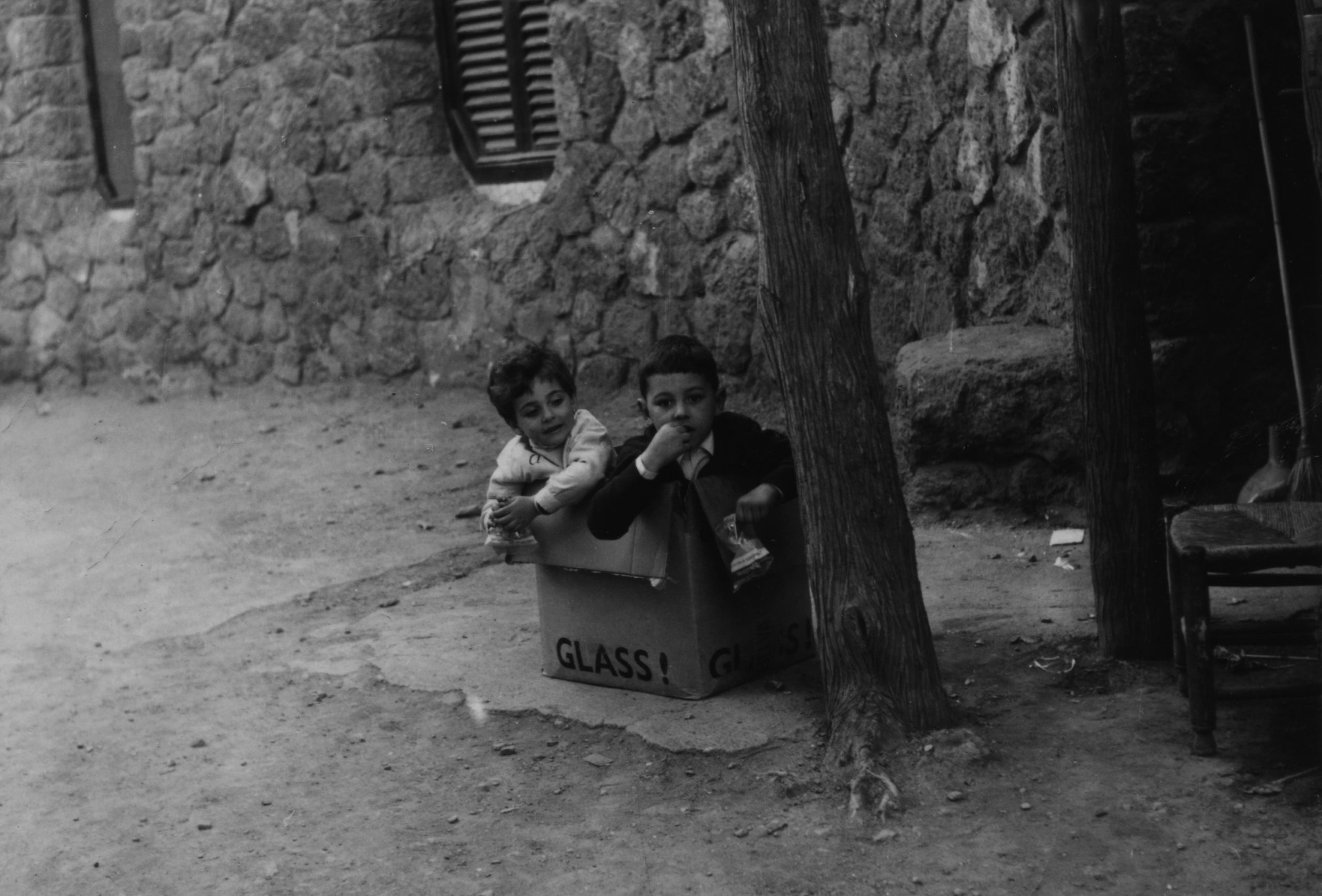 Retalls de la vida de la família d'en Gabriel Picart, el net de l'antiga portera del Park Güell / Cedida per Gabriel Picart