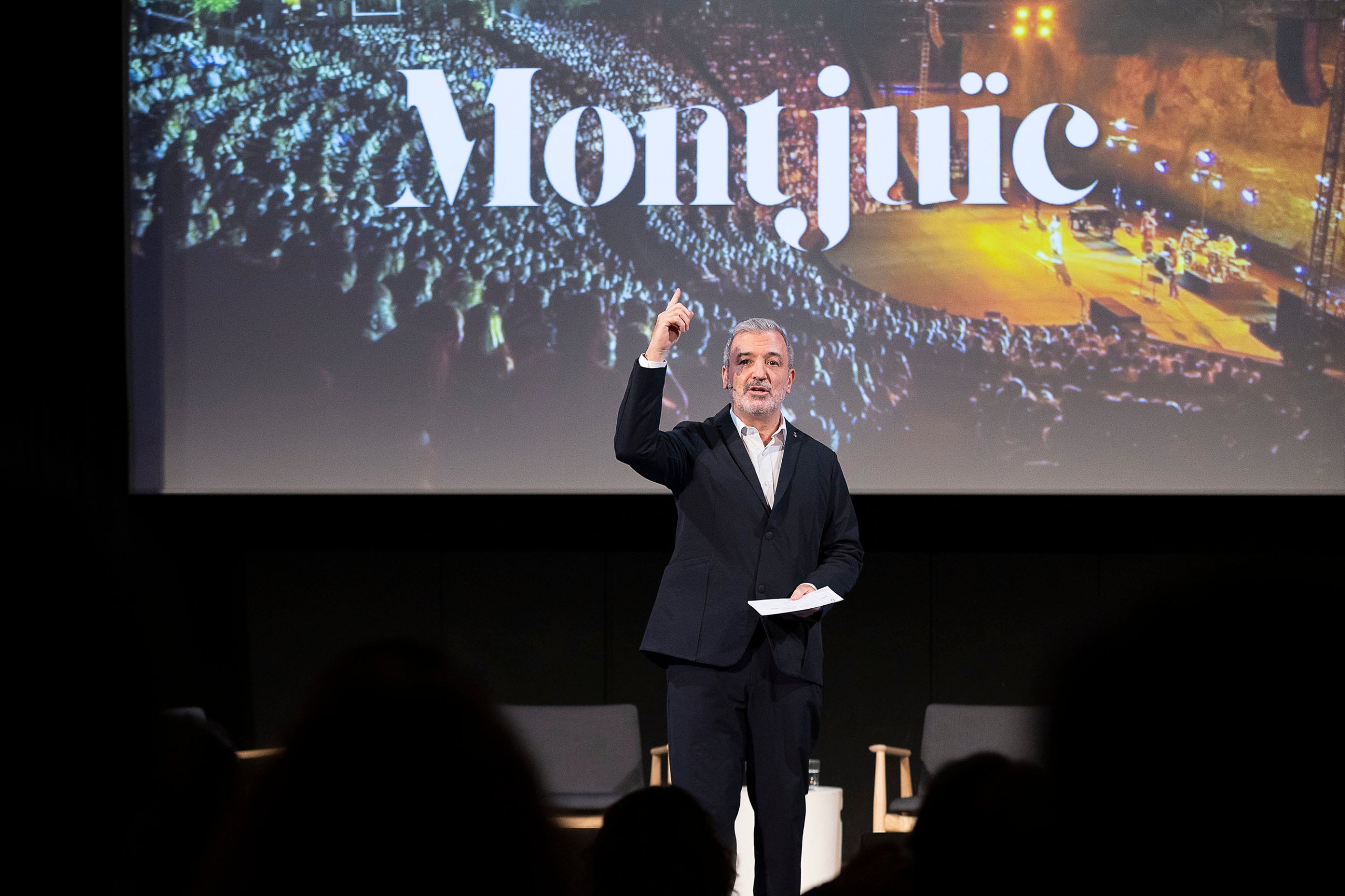 Jaume Collboni, en l'acte 'L'alcalde respon', on ha explicat la transformació de la muntanya de Montjuïc / Jordi Play