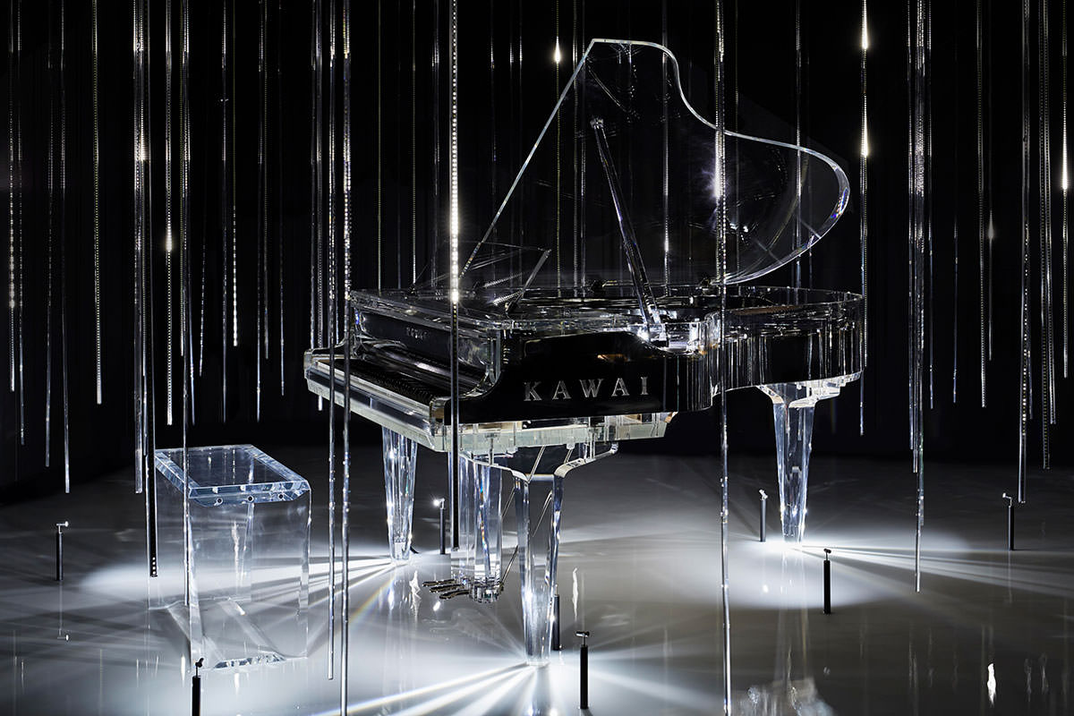 Imatge del piano de vidre exclusiu fabricat per Kawai / Kawai / Studio Piu