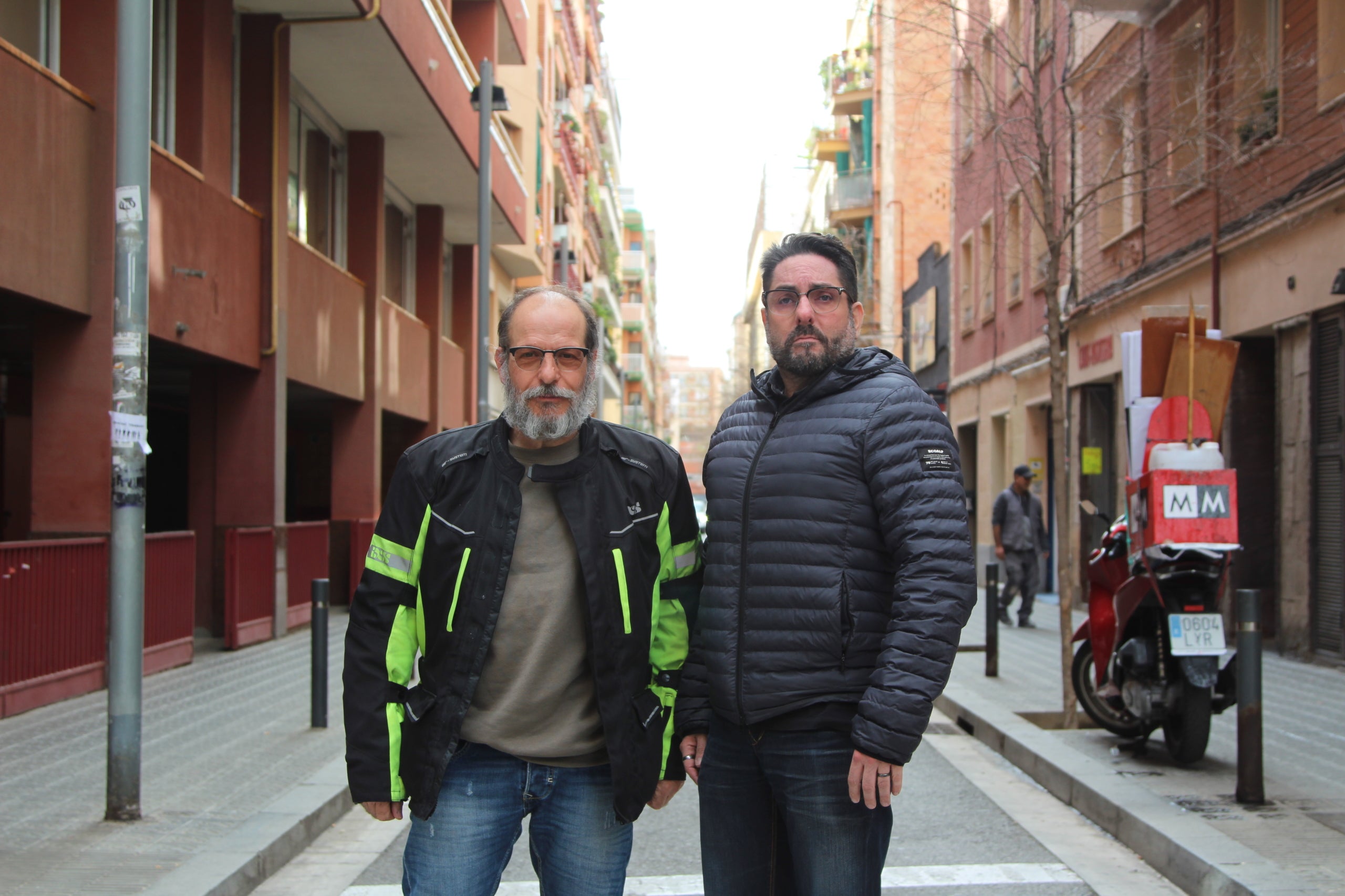 Jesús Moreno i Luis Muro, dos treballadors del metro amb afectacions compatibles amb l'exposició a amiant / A.R.
