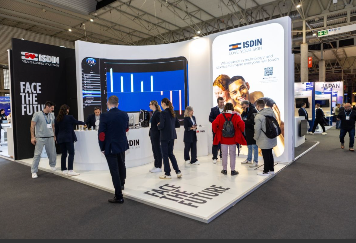 ISDIN participa al MWC per conscienciar a través de la tecnologia sobre la cura de la pell