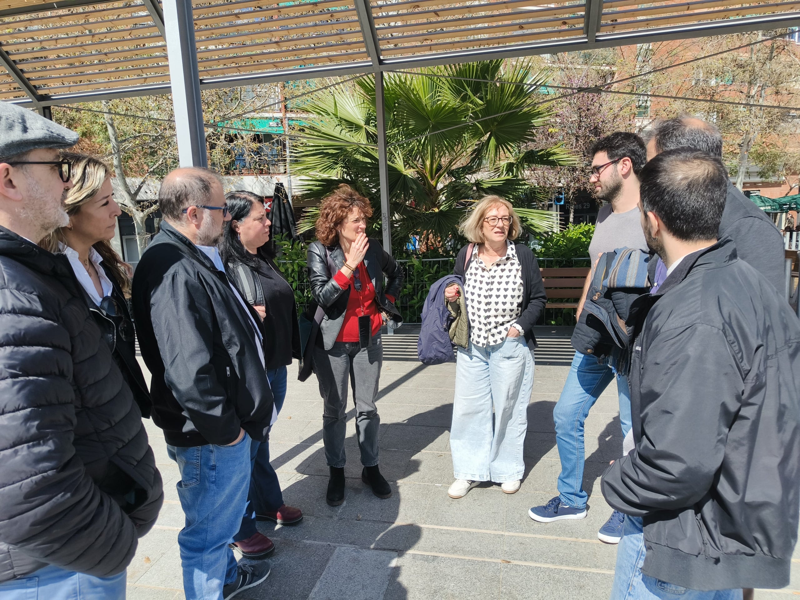 Eva Baró, amb candidats de la llista Endavant, Barcelona! / Cedida