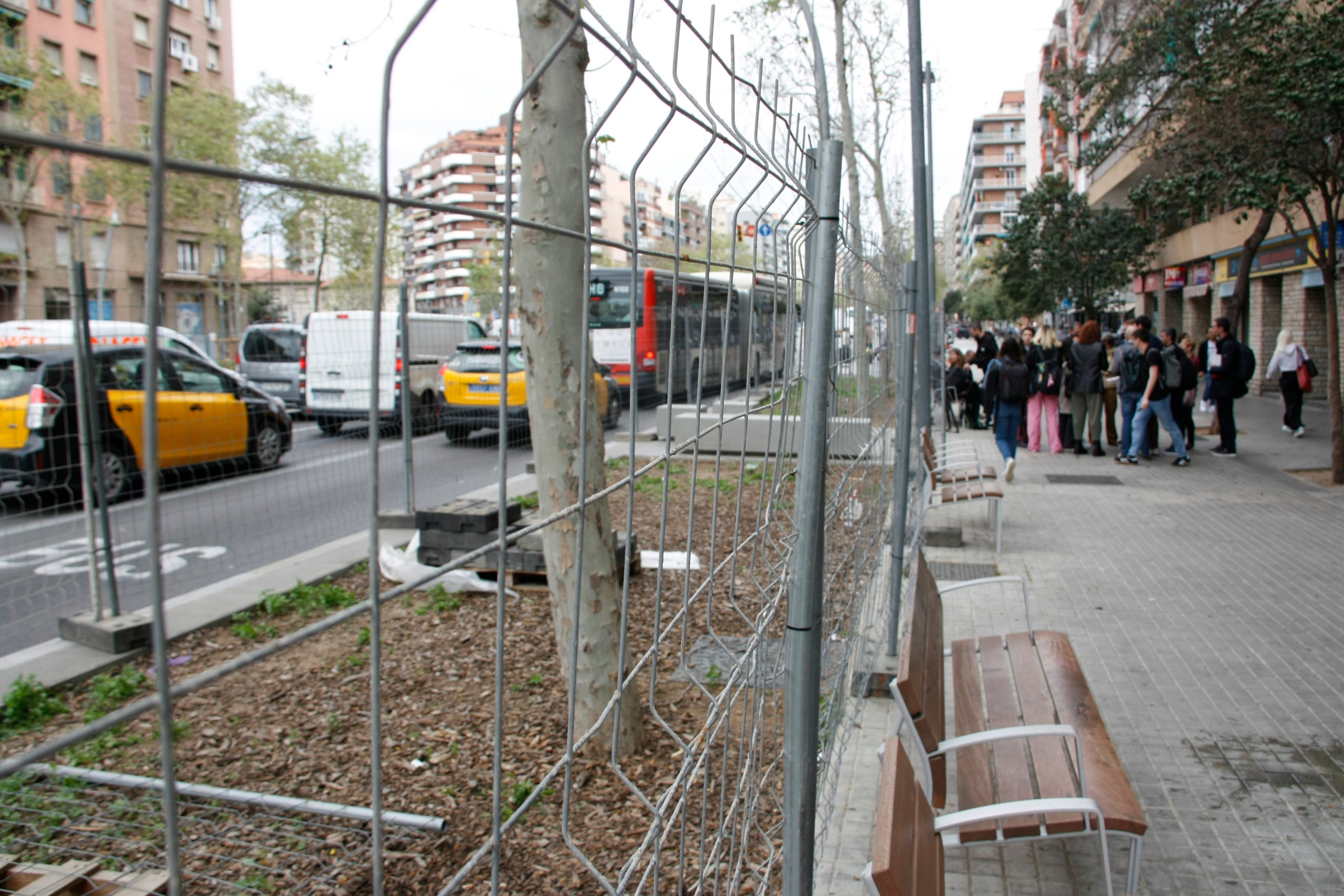 Fase preliminar de les obres de reurbanització de l'avinguda Meridiana entre Felip II i Fabra i Puig / ACN