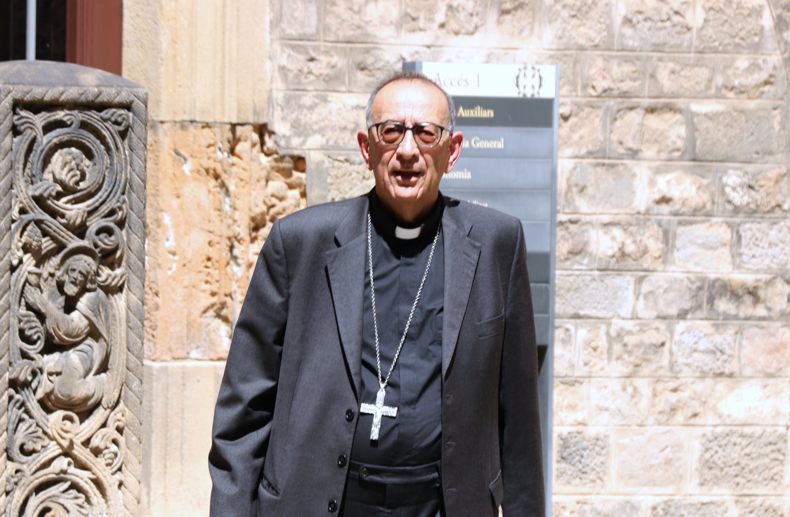 L'arquebisbe de Barcelona, el cardenal Joan Josep Omella, al Palau Episcopal de la ciutat. | Norma Vidal (ACN)