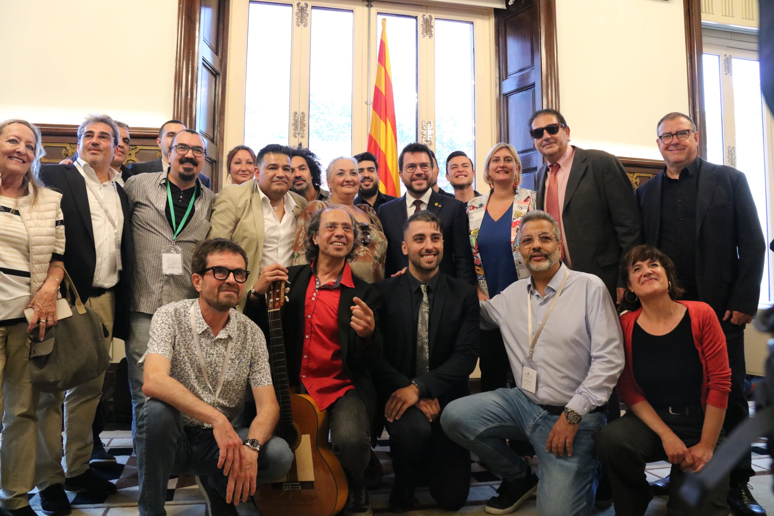 Músics convidats per la Plataforma en Defensa de la Rumba Catalana amb l'expresident Pere Aragonès / ACN