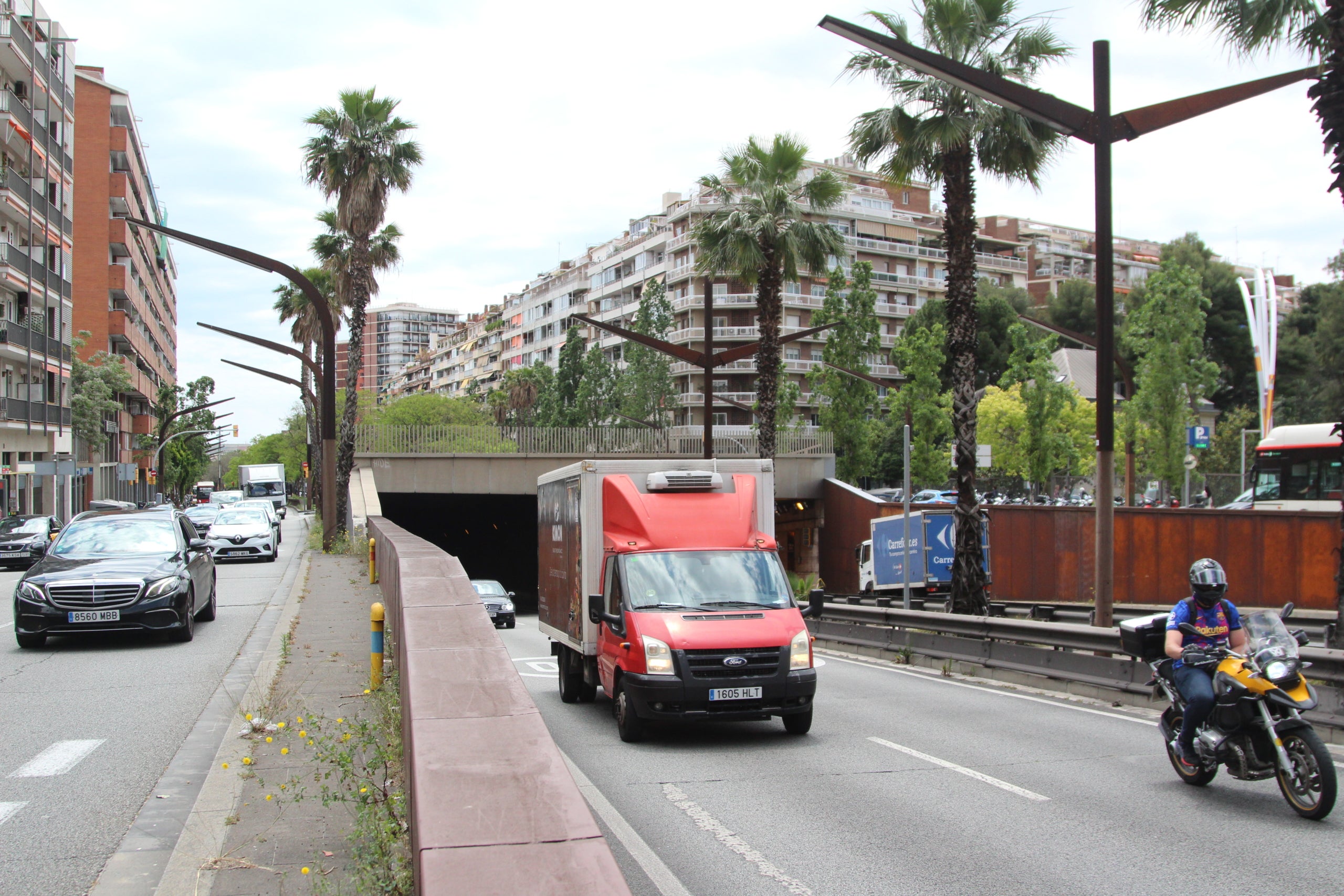 L'últim tram que queda per cobrir de la ronda del Mig va del carrer de Mejía Lequerica a la plaça de Prat de la Riba / A.R.