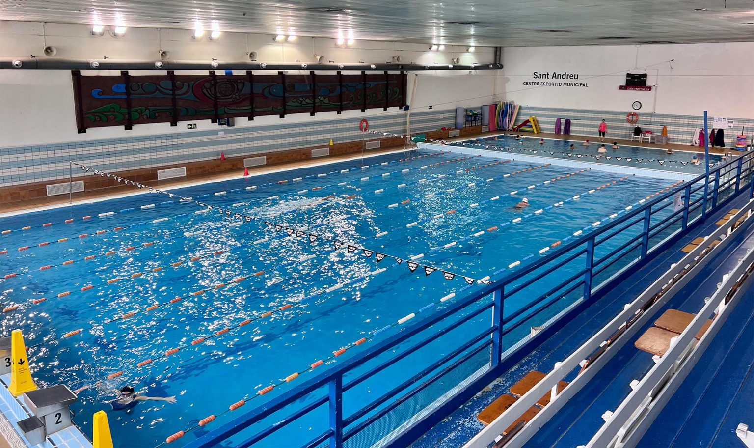 La piscina del CEM Sant Andreu que l'Ajuntament vol tancar / Cedida-Junts per Barcelona