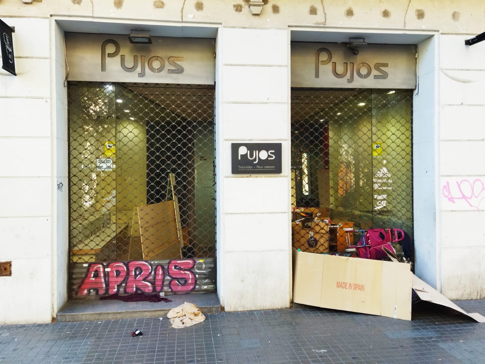 La sabateria Pujós, ja tancada, aquest cap de setmana / Jordi Subirana