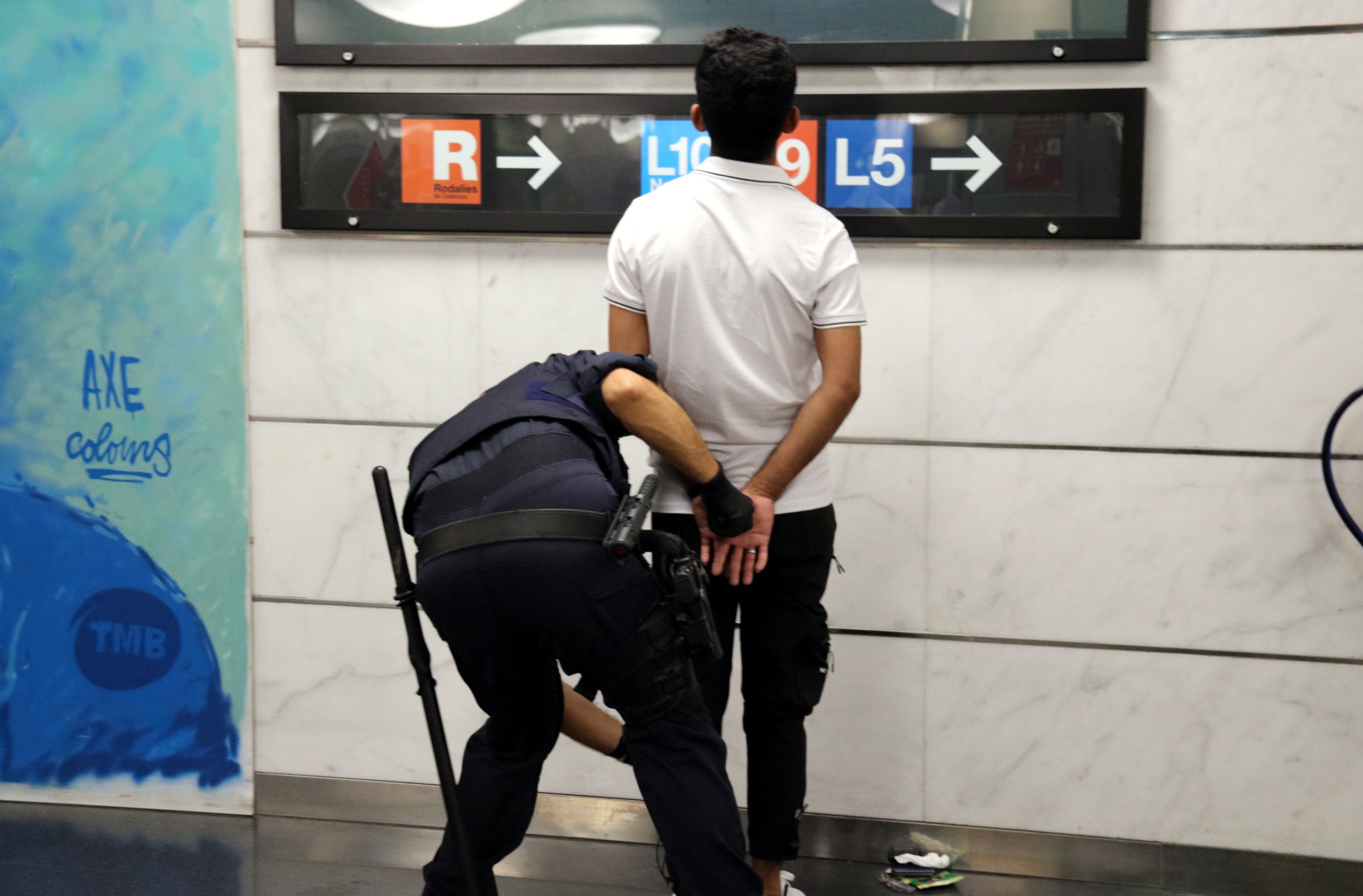 Un detingut pels Mossos al metro de Barcelona, aquest dissabte / ACN-Àlex Recolons