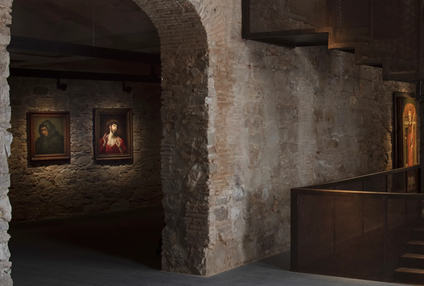 Interior del antiguo hospital de Sant Sever, ahora convertido en galería de arte