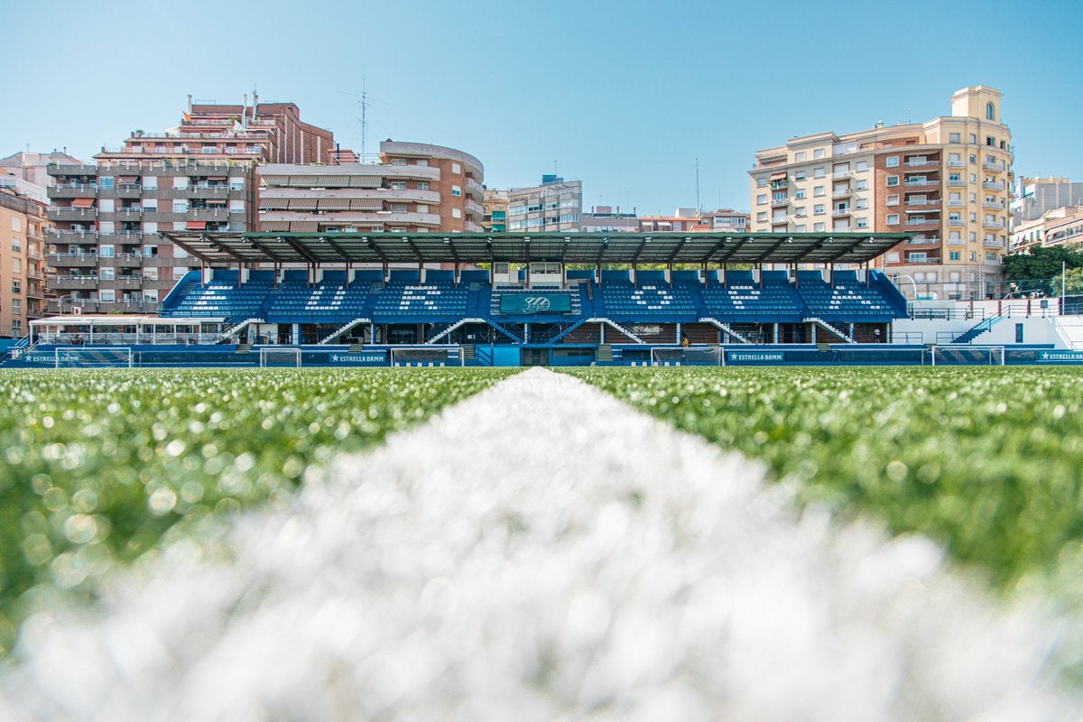 El camp de l'Europa, el Nou Sardenya, es prepara per u debut històric a Primer RFEF / CEEuropa