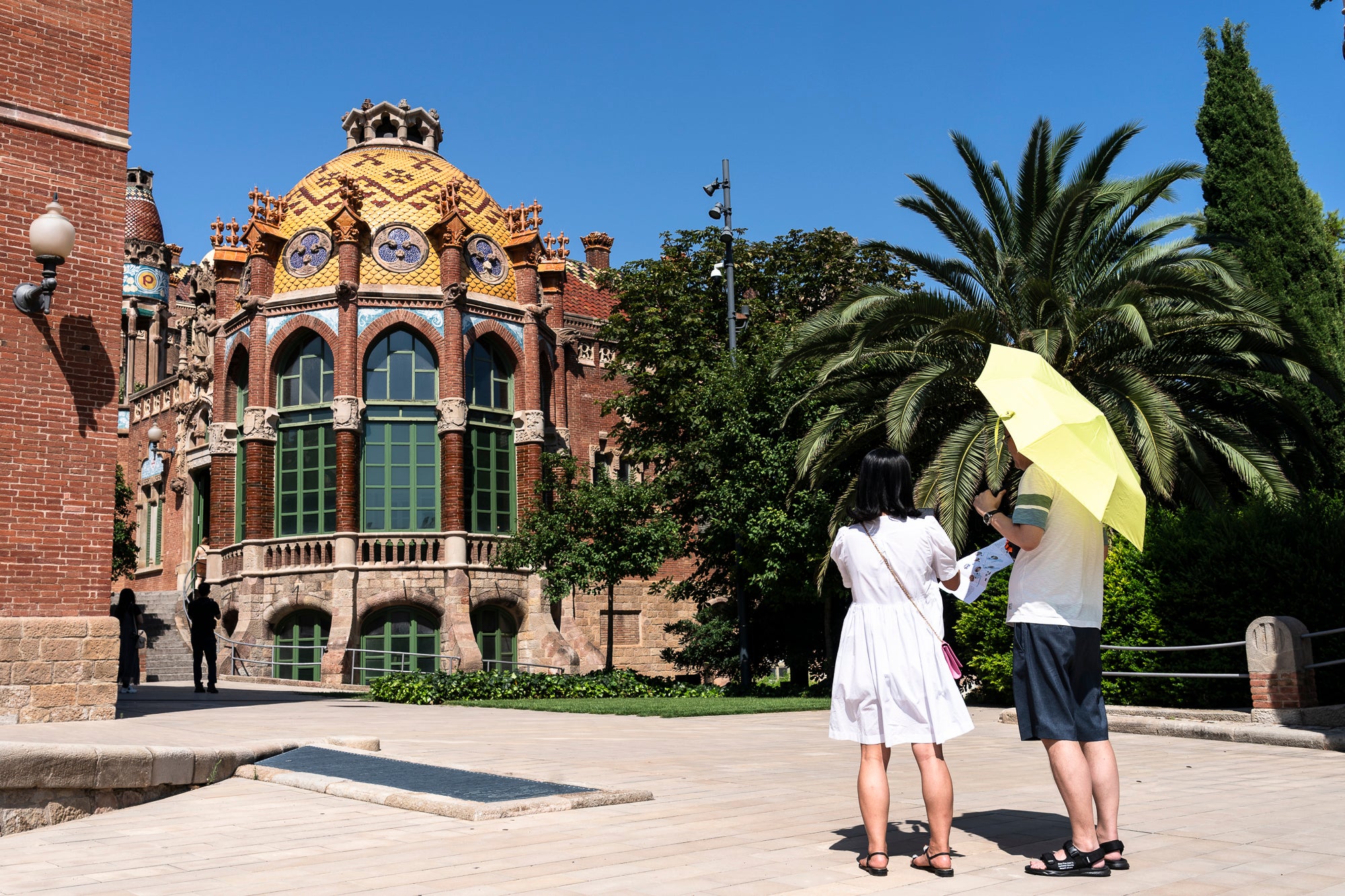 Turistas en el recinto modernista de Sant Pau / Mireia Comas