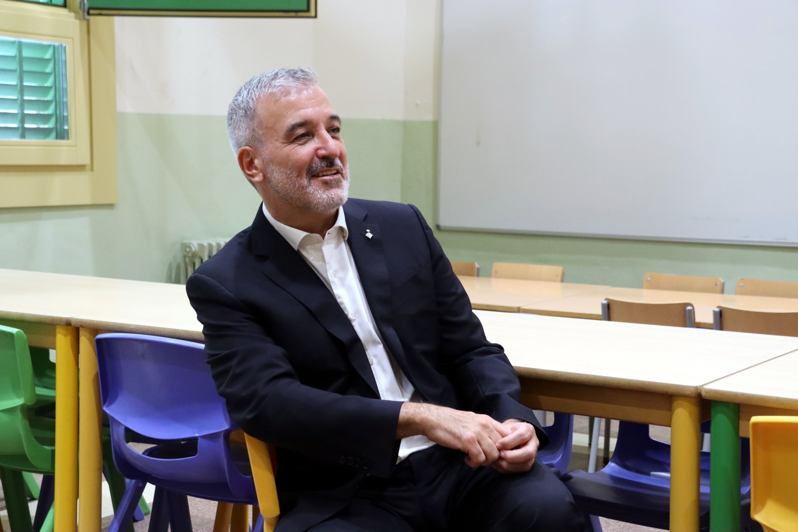 El alcalde de Barcelona, Jaume Collboni, en la escuela Mossèn Jacint Verdaguer / ACN