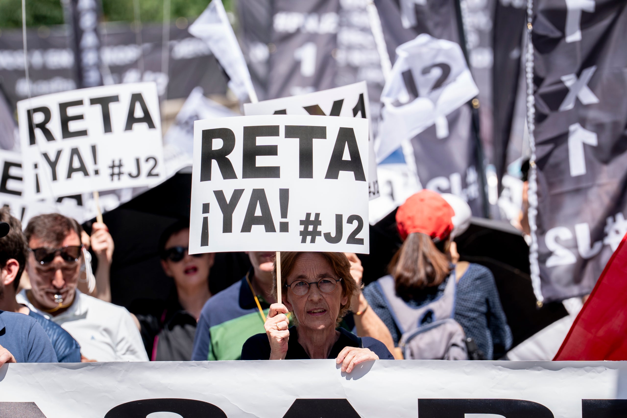 Una de les manifestacions dels diferents col·lectius afectats per les pensions, com els arquitectes i els advocats, que va tenir lloc a Madrid fa uns mesos / A. Pérez Meca (Europa Press)