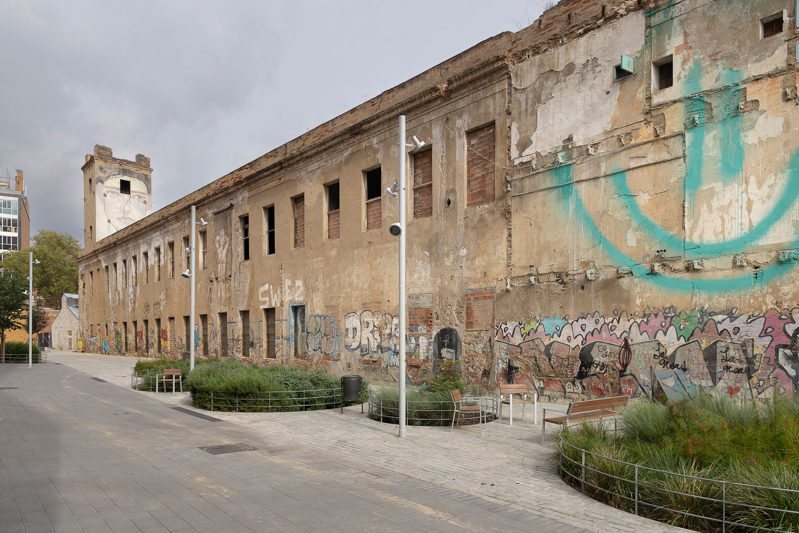 la escocesa, espai de creació, edifici Bé Cultural d'interès local.