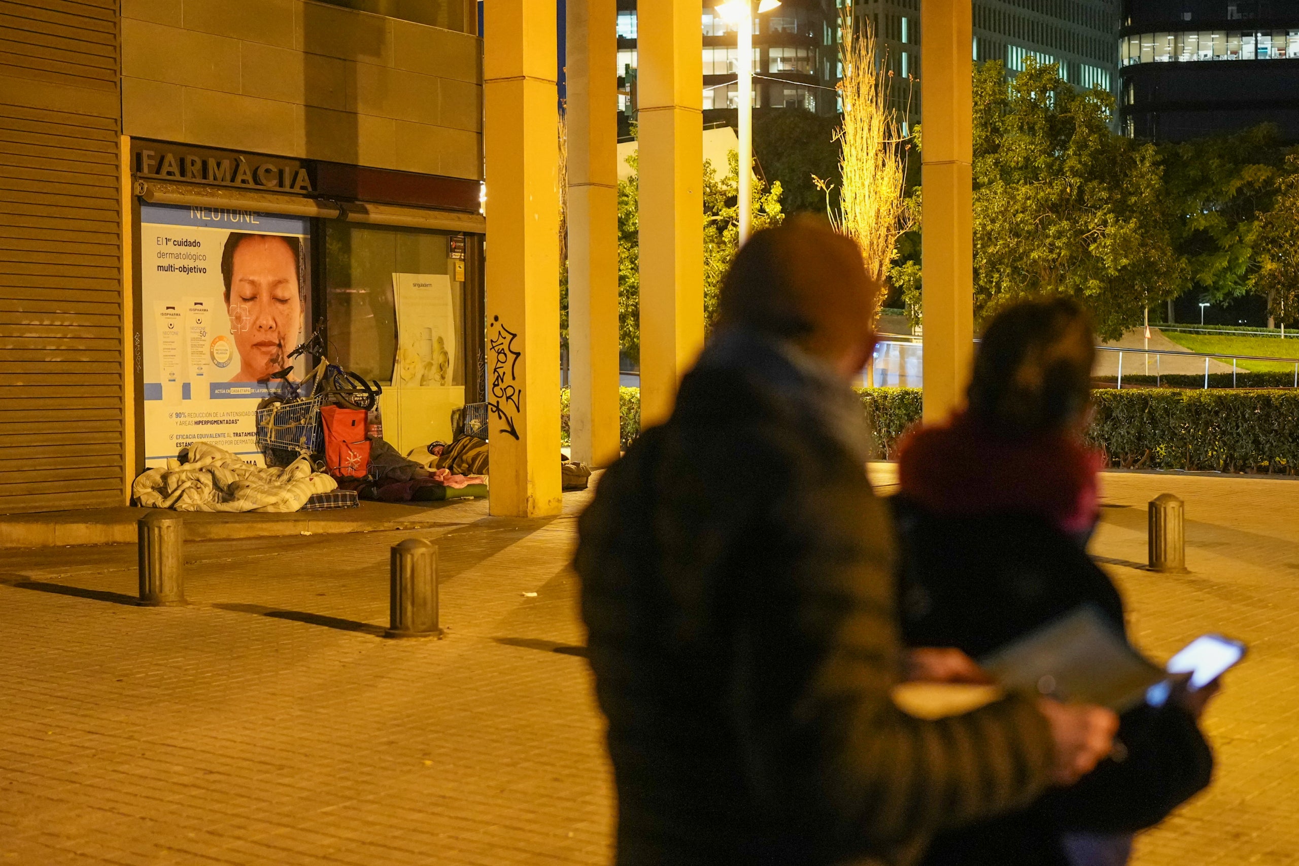 Voluntaris d'Arrels durant el recompte de persones sense llar a Barcelona / ACN-Joan Mateu Parra