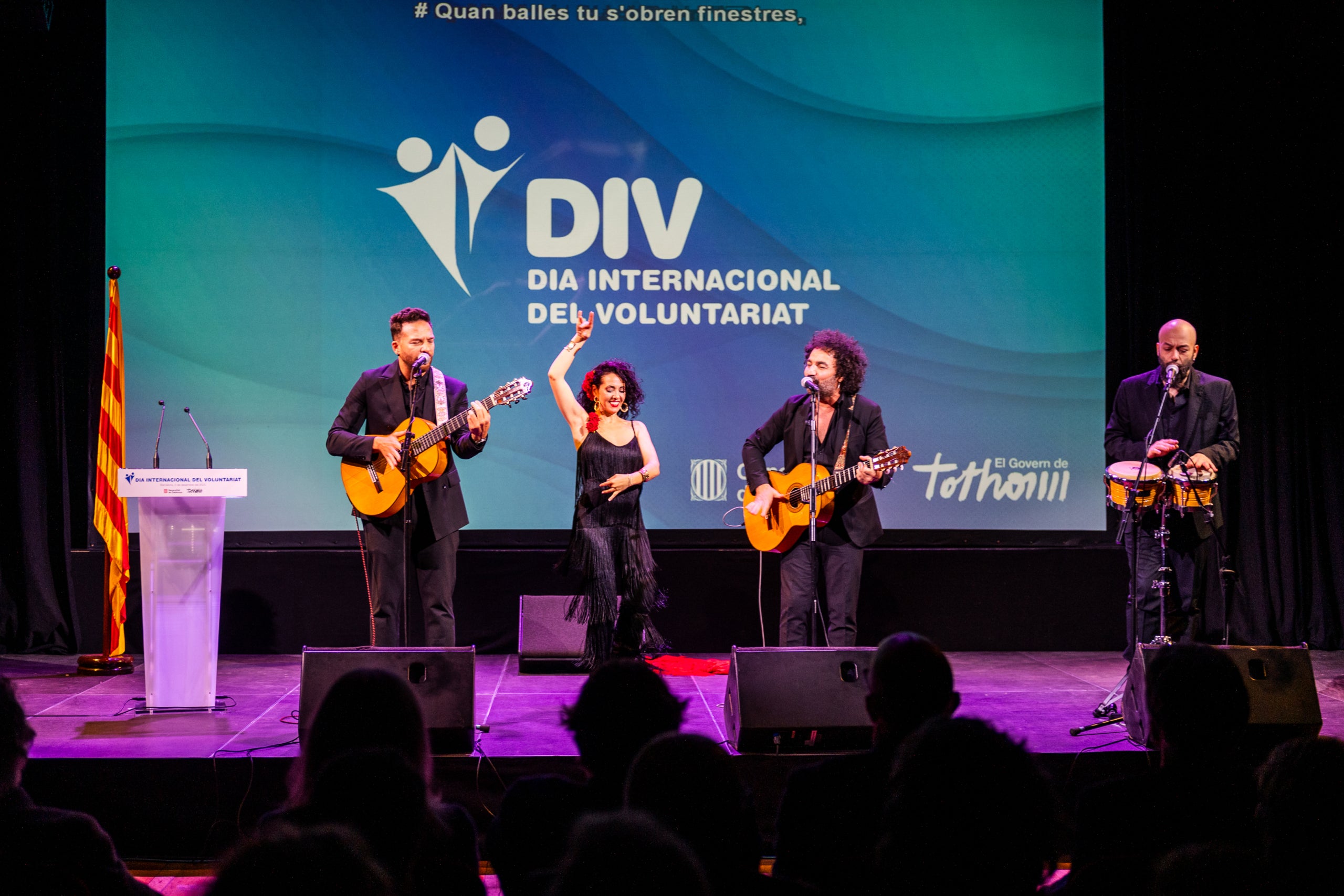 Rumba catalana a la gala amb motiu del Dia Internacional del Voluntariat / Departament de Drets Socials i Inclusió