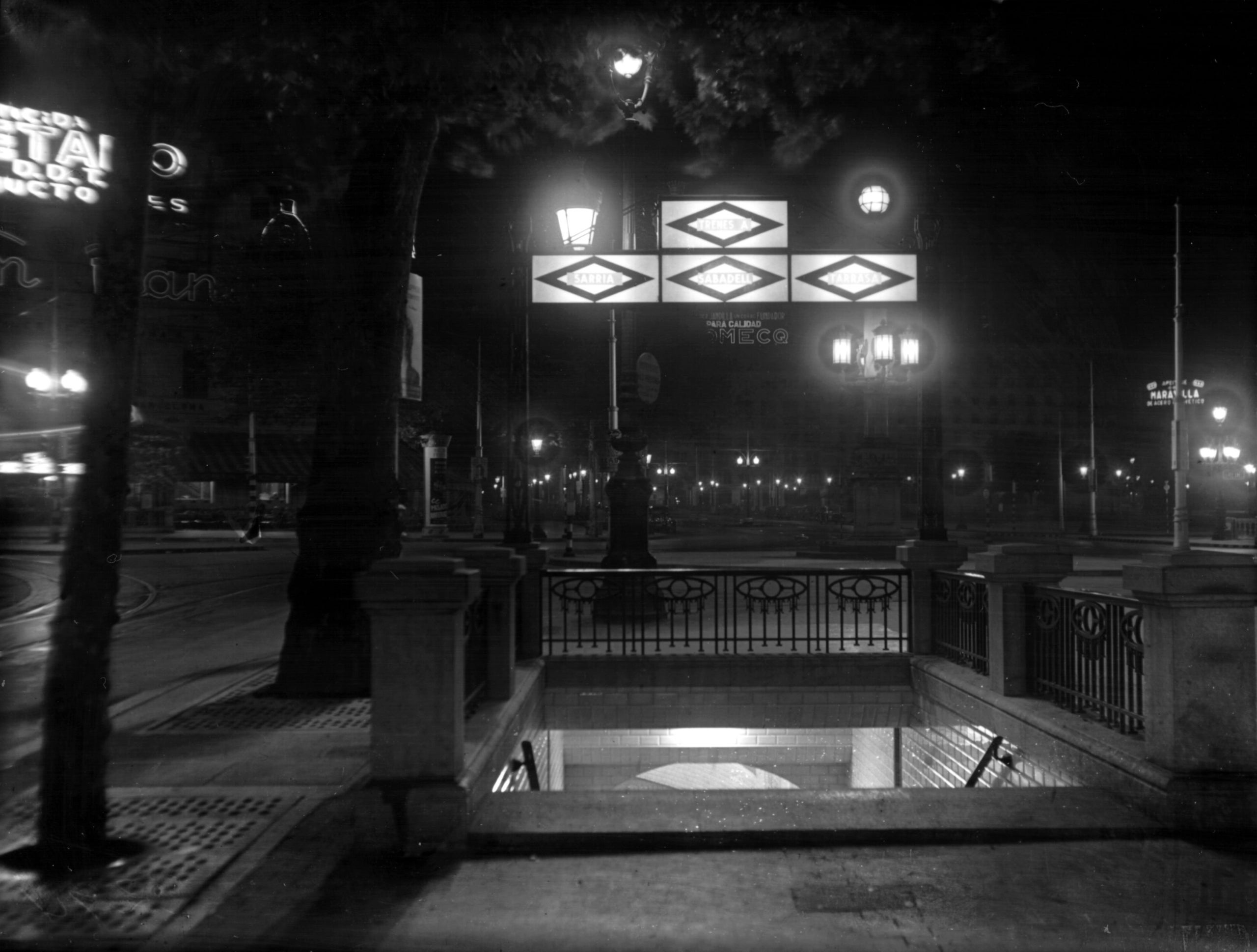 Pinacles del metro a l'inici de la Rambla, abans de fer-se la rotonda subterrània / Associació Coordinadora Pro Museu del Transport de Barcelona