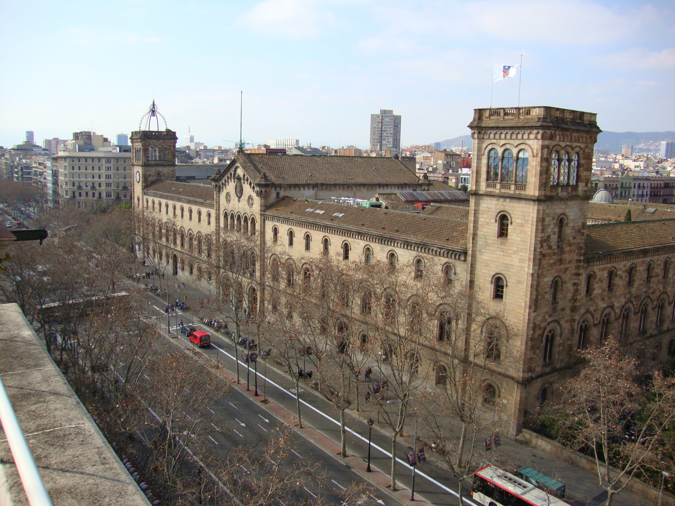 Edifici històric de la Universitat de Barcelona (UB) / UB