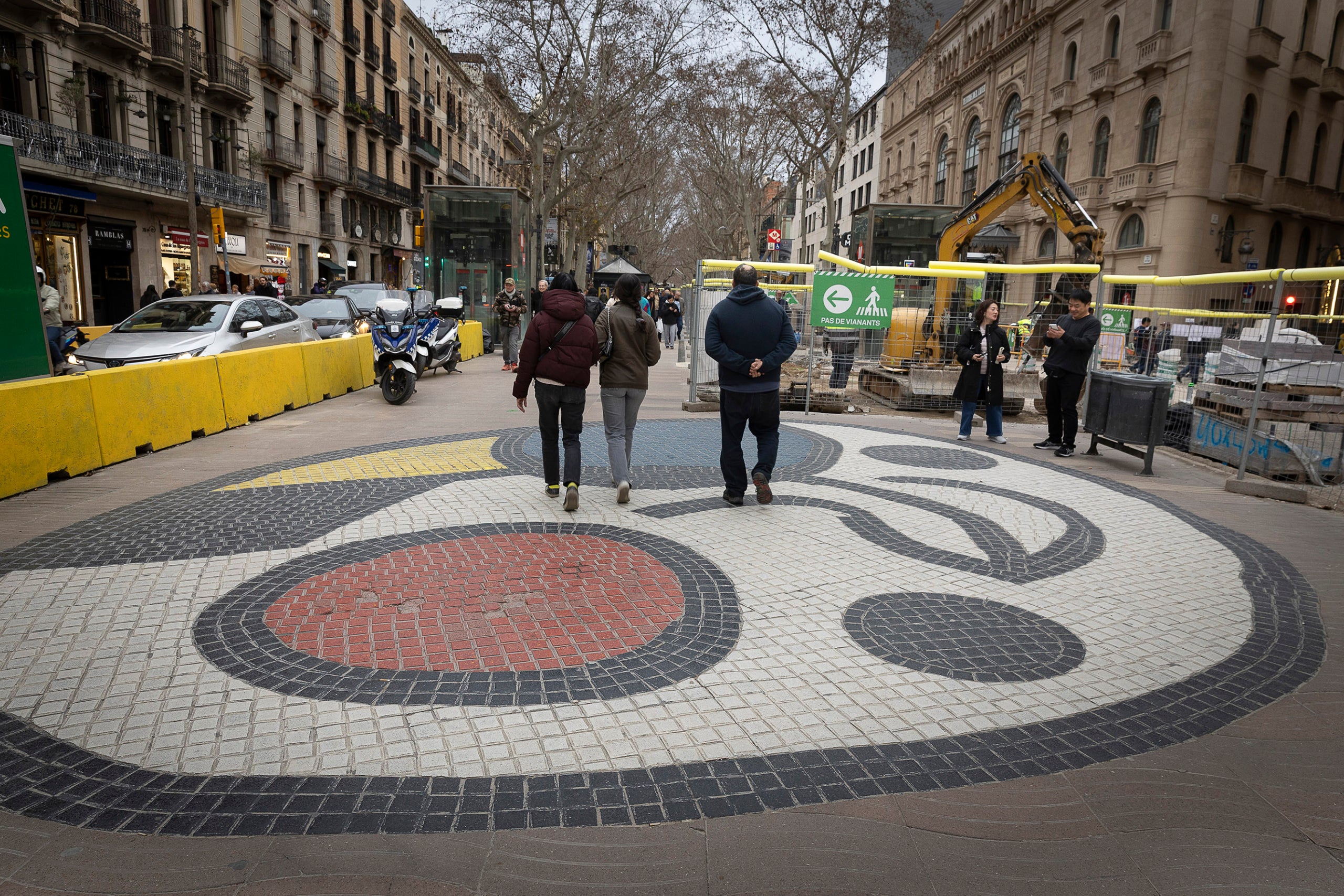 El mosaic de Joan Miró, a finals de gener a la Rambla / Jordi Play