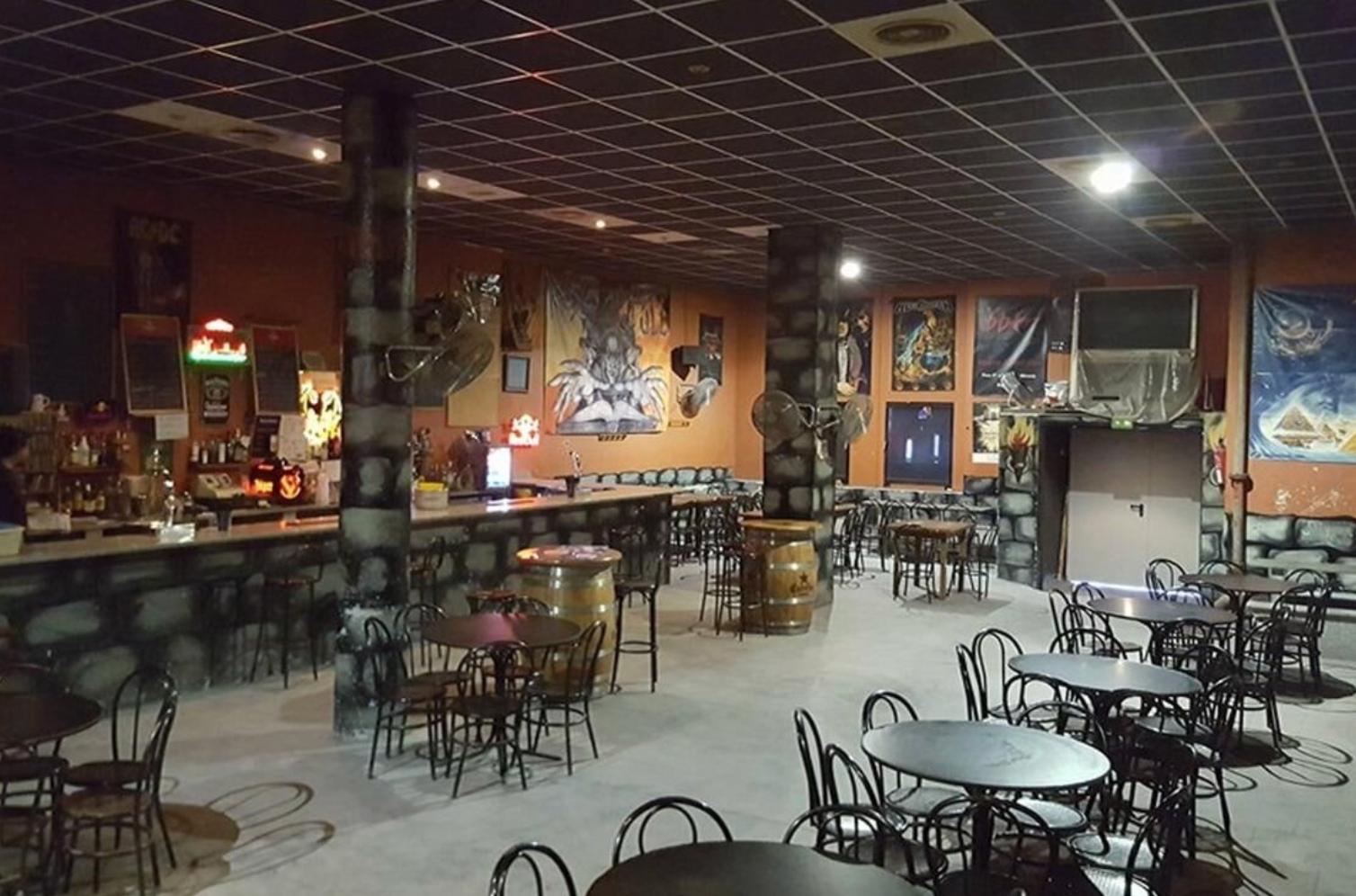 El bar BB+ també tanca portes al Triangle Golfo