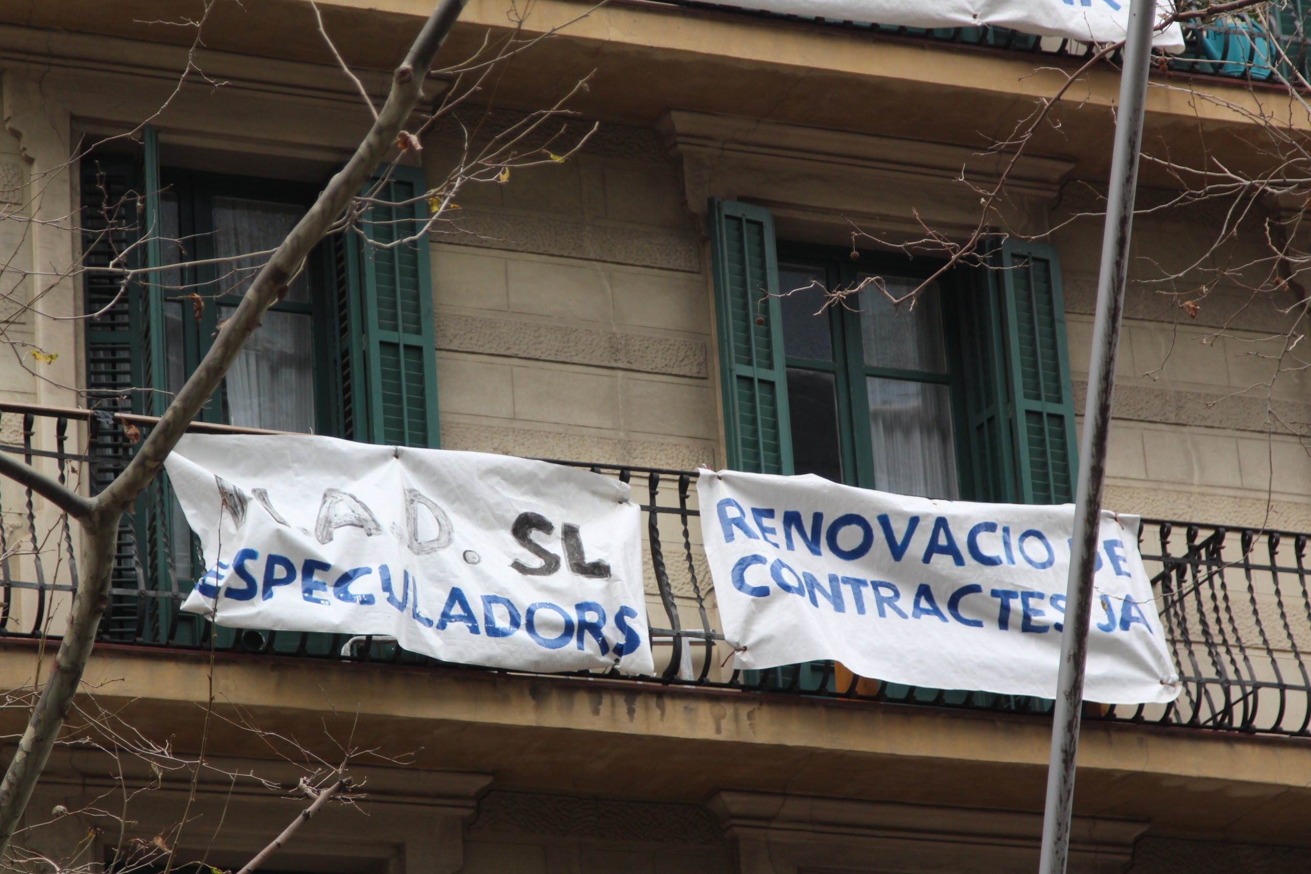 El bloc Papallona és un dels edificis comprats per un fons inversor que vol convertir-lo en colivings / A.R.