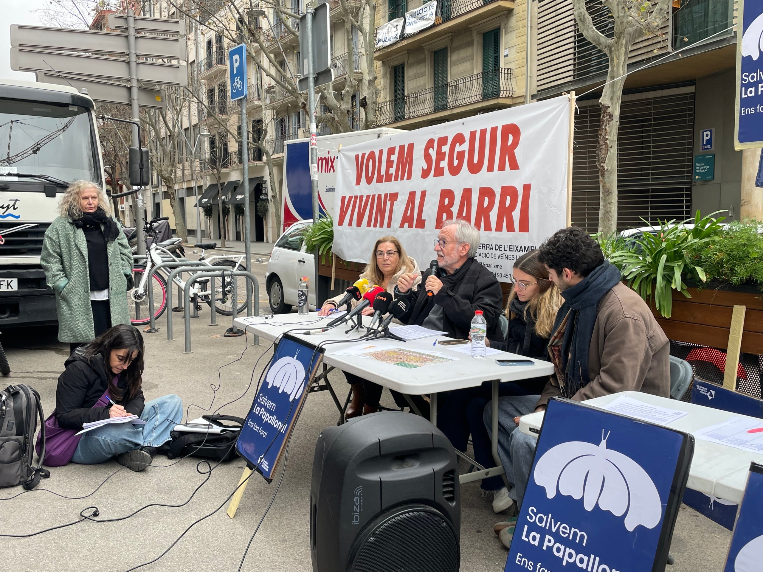 Presentació del darrer estudi de l'Associació de Veïns de l'Esquerra de l'Eixample sobre la problemàtica de l'habitatge a la zona / A.R.