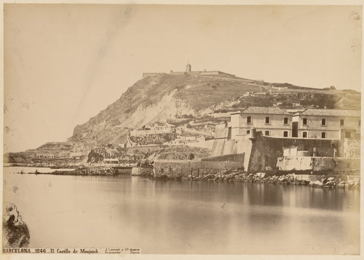 Muralla de mar, muntanya i castell de Montjuïc / Jules Ainaud, 1971-1972 (Arxiu Fotogràfic de Barcelona)