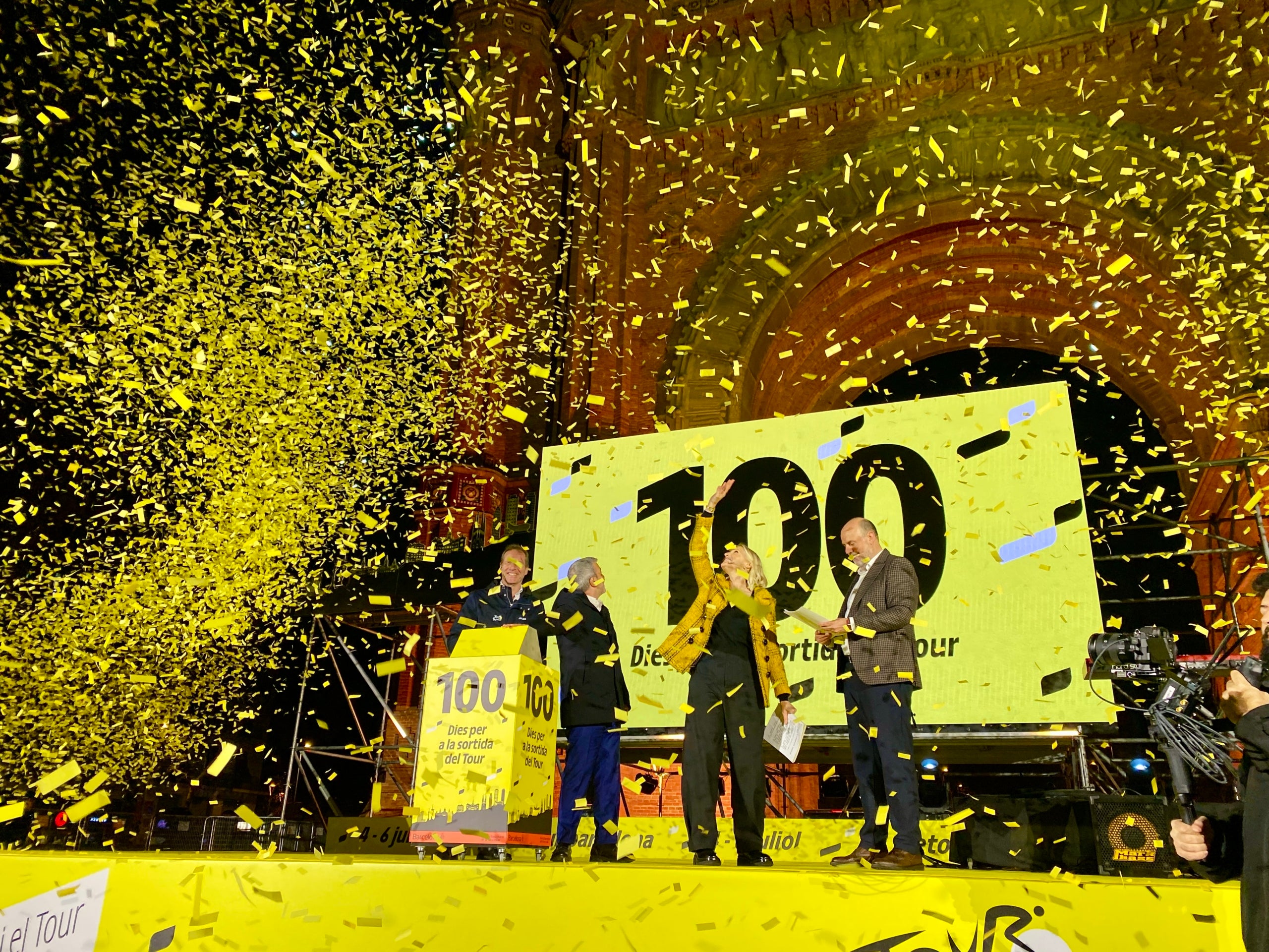 Moment de la inauguració del compte enrere de cent dies per al Grand Départ del Tour de França a Barcelona / ACN