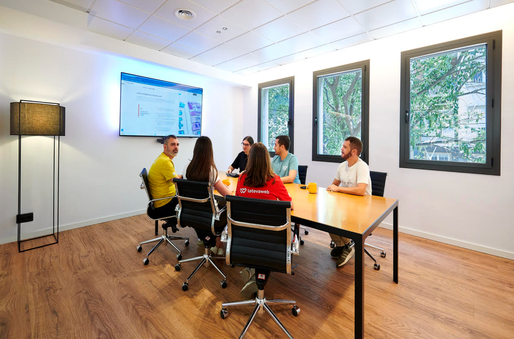 Al capdavant del rànquing hi figura LaTevaWeb, amb 76 punts, que es consolida com a referent del sector 