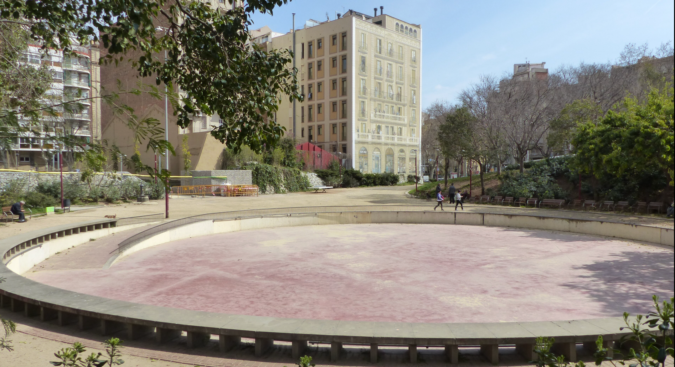 L'actual plaça de Pablo Neruda, que viurà una gran reforma 