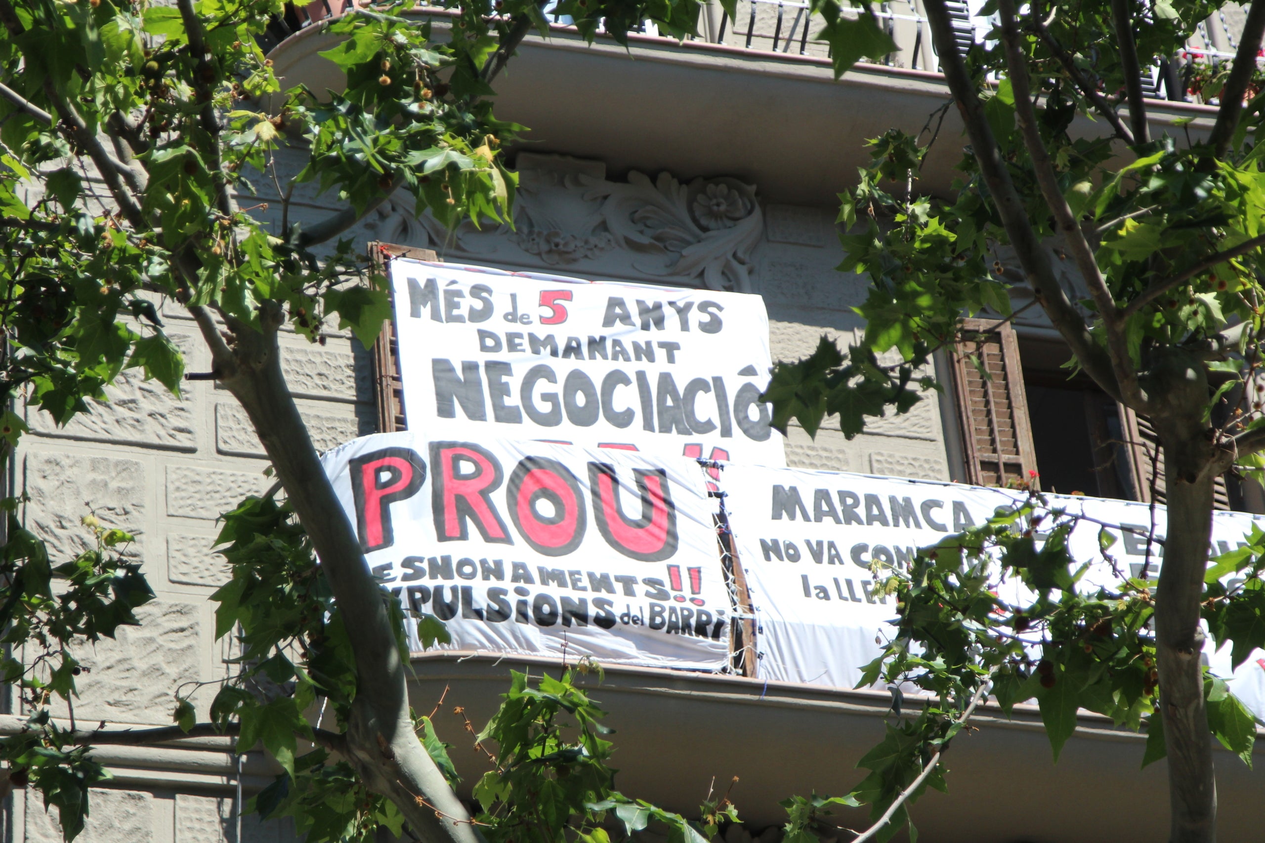 Denuncien un possible frau amb habitatge protegit al número 153 del carrer de Ramon Turró, al barri del Poblenou i en ple epicentre del 22@ / A.R.